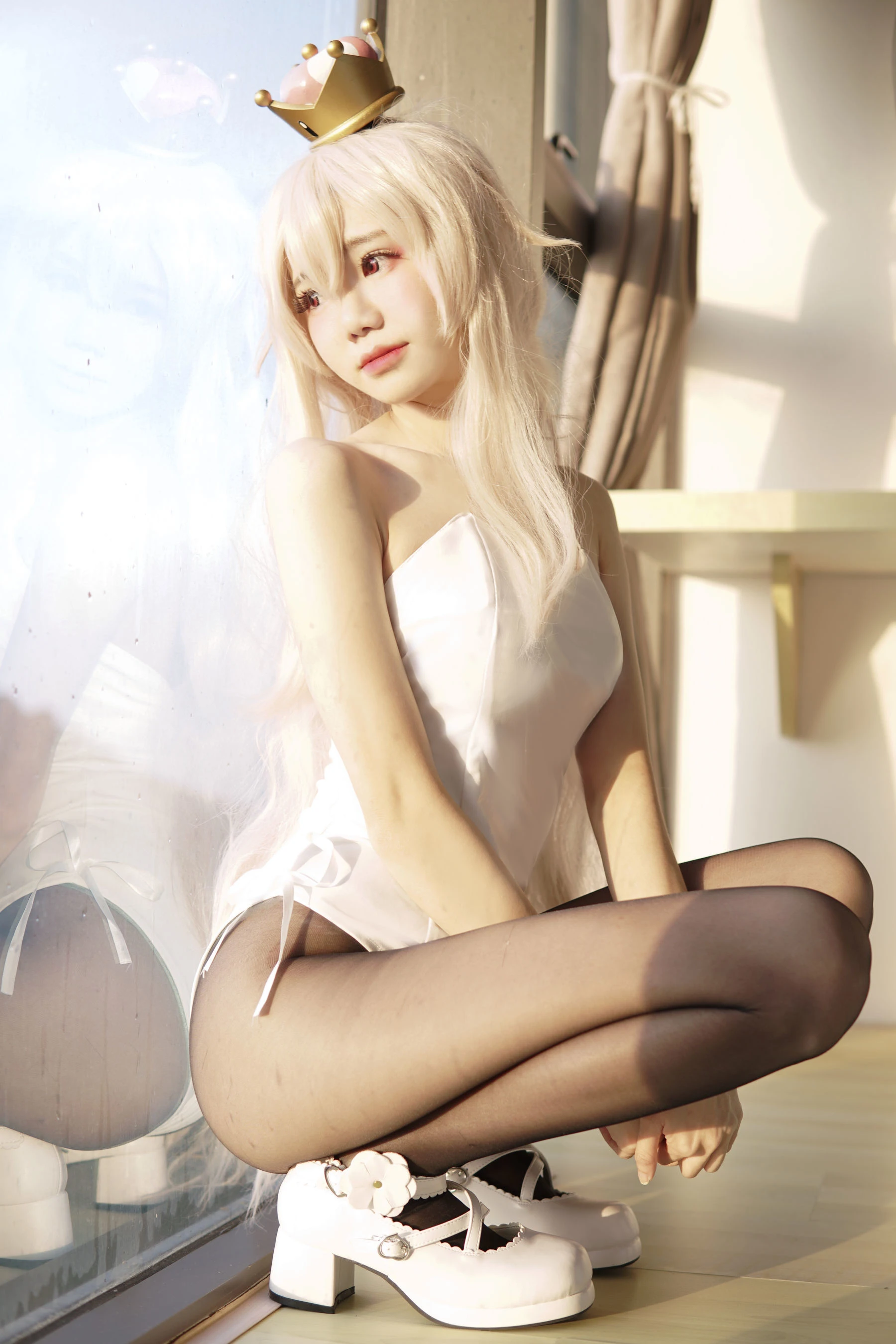 Sally Dorasnow – Super Crown Boo插图6