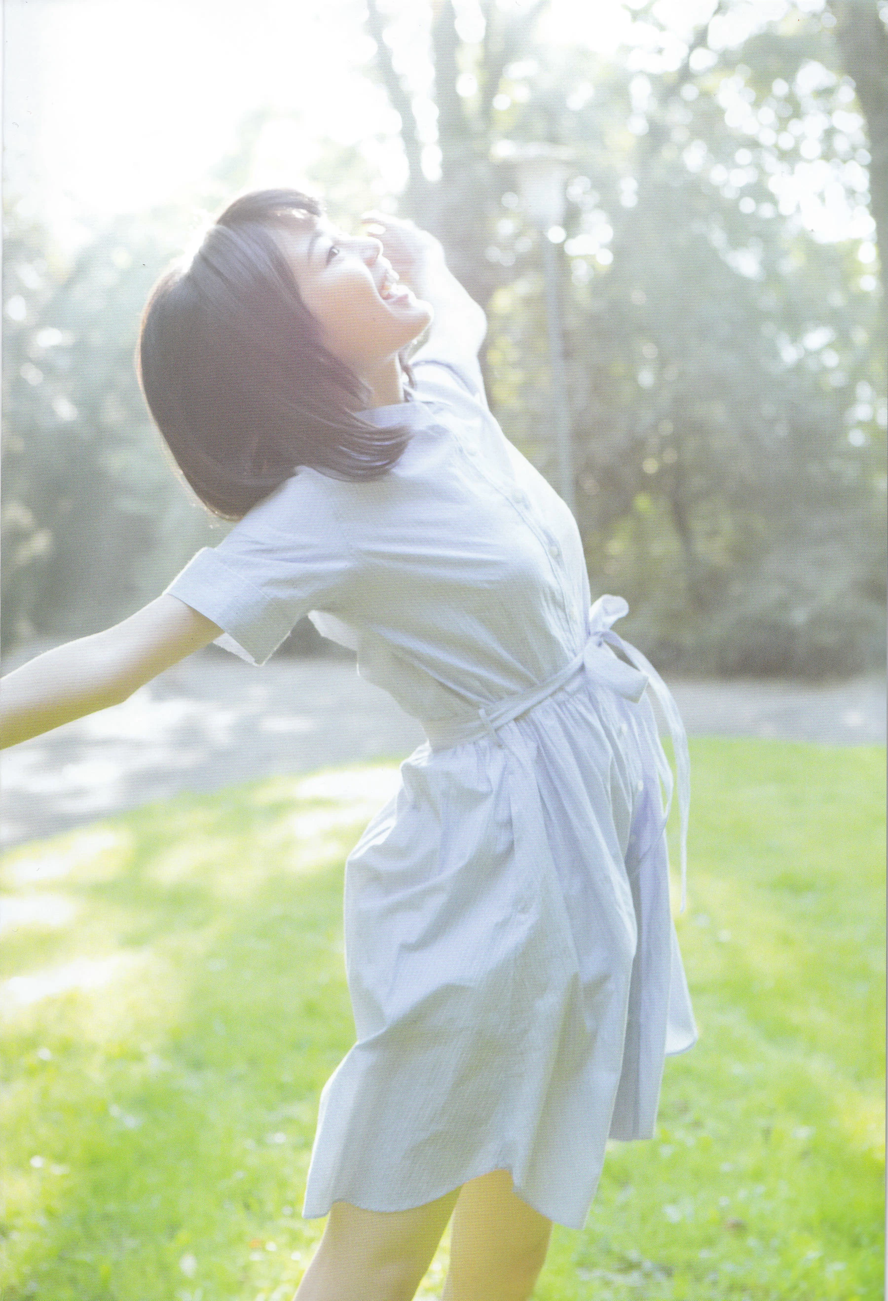 生田絵梨花1st写真集 『転調』插图6