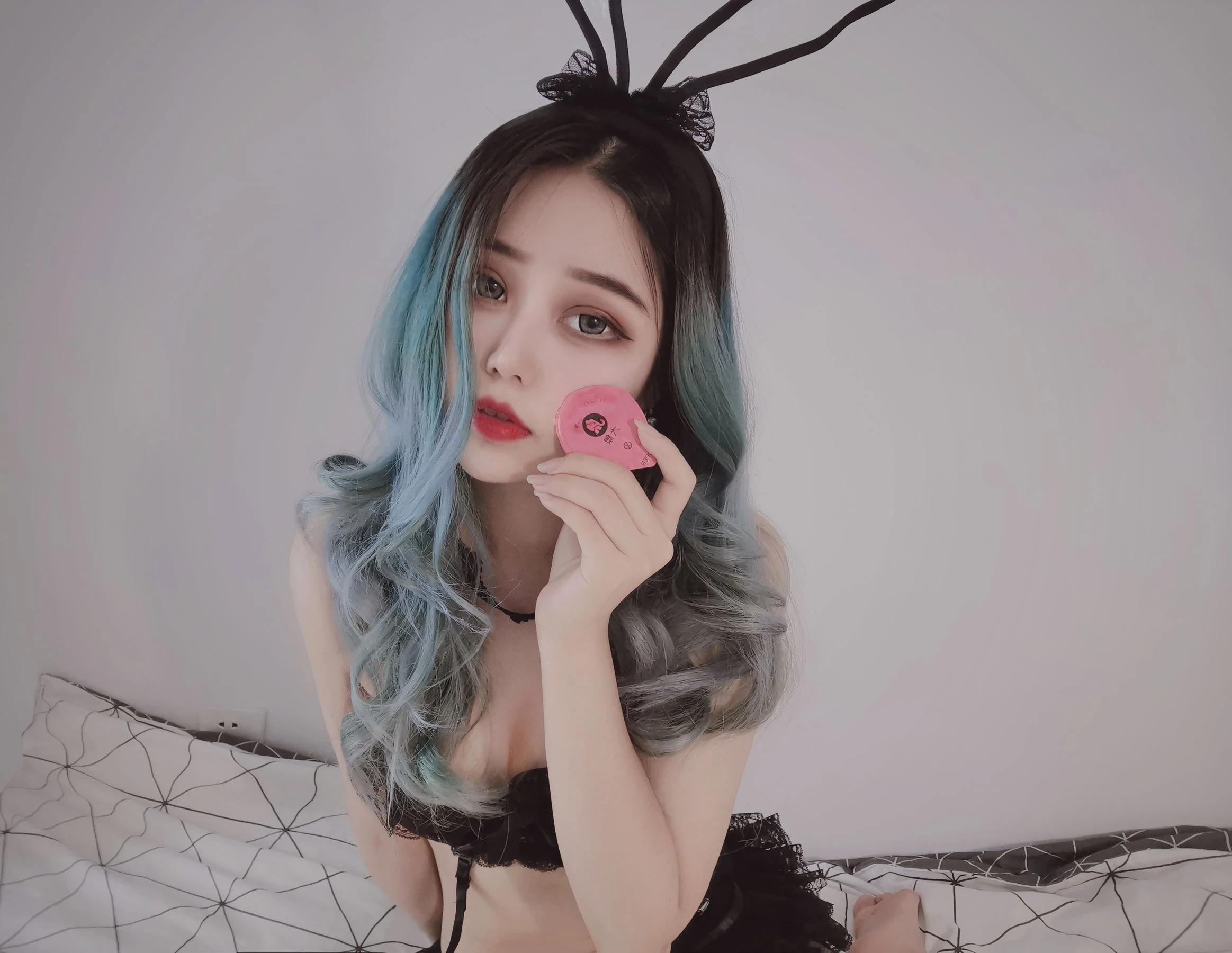 eloise软软 – 小粉盒黑兔子插图7