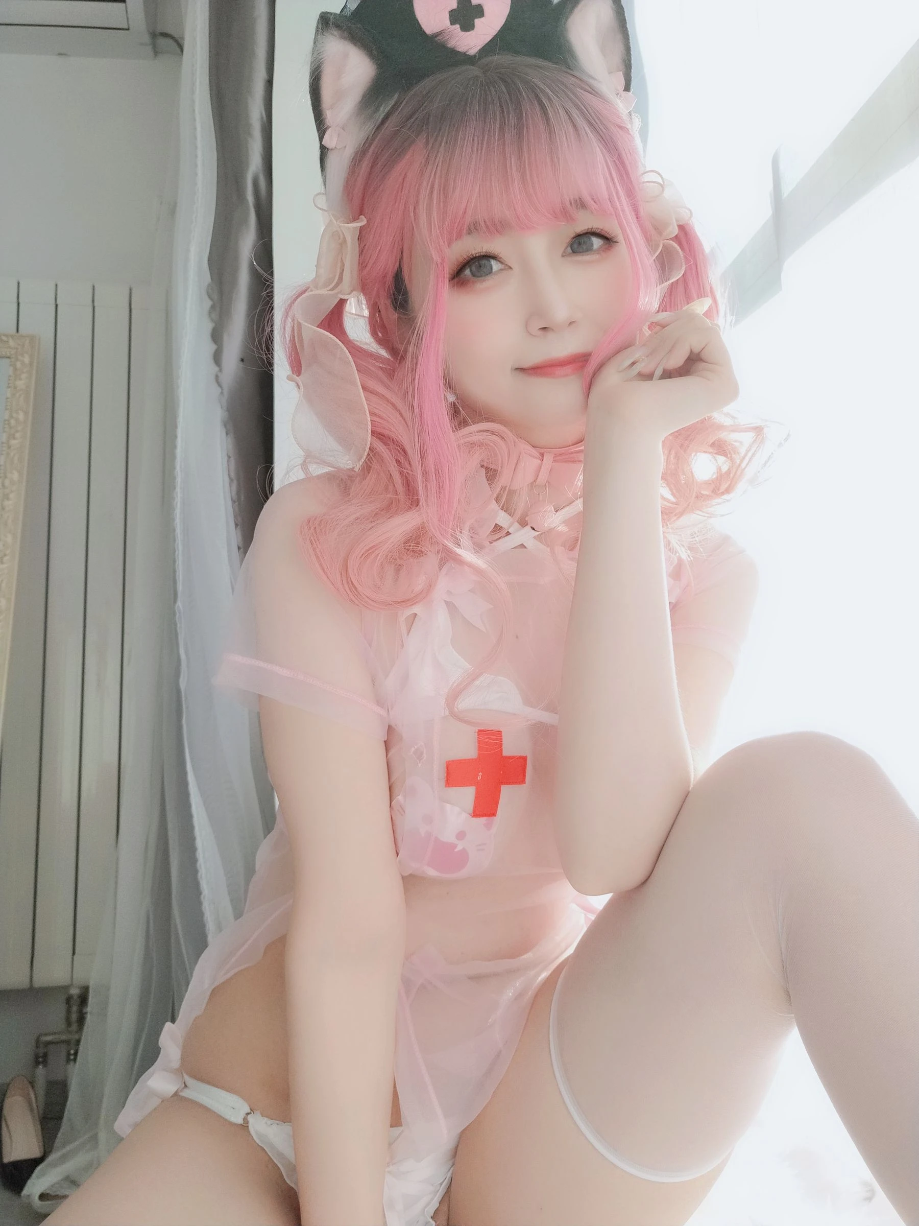 Coser小姐姐白银 – 猫咪护士插图6