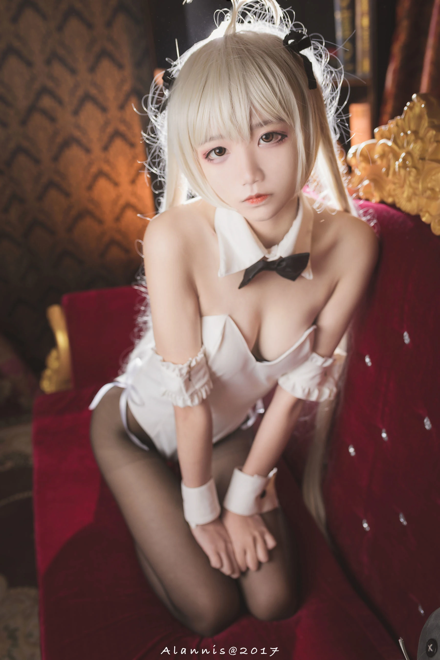 清纯少女五更百鬼 – 兔女郎+白丝美腿插图1