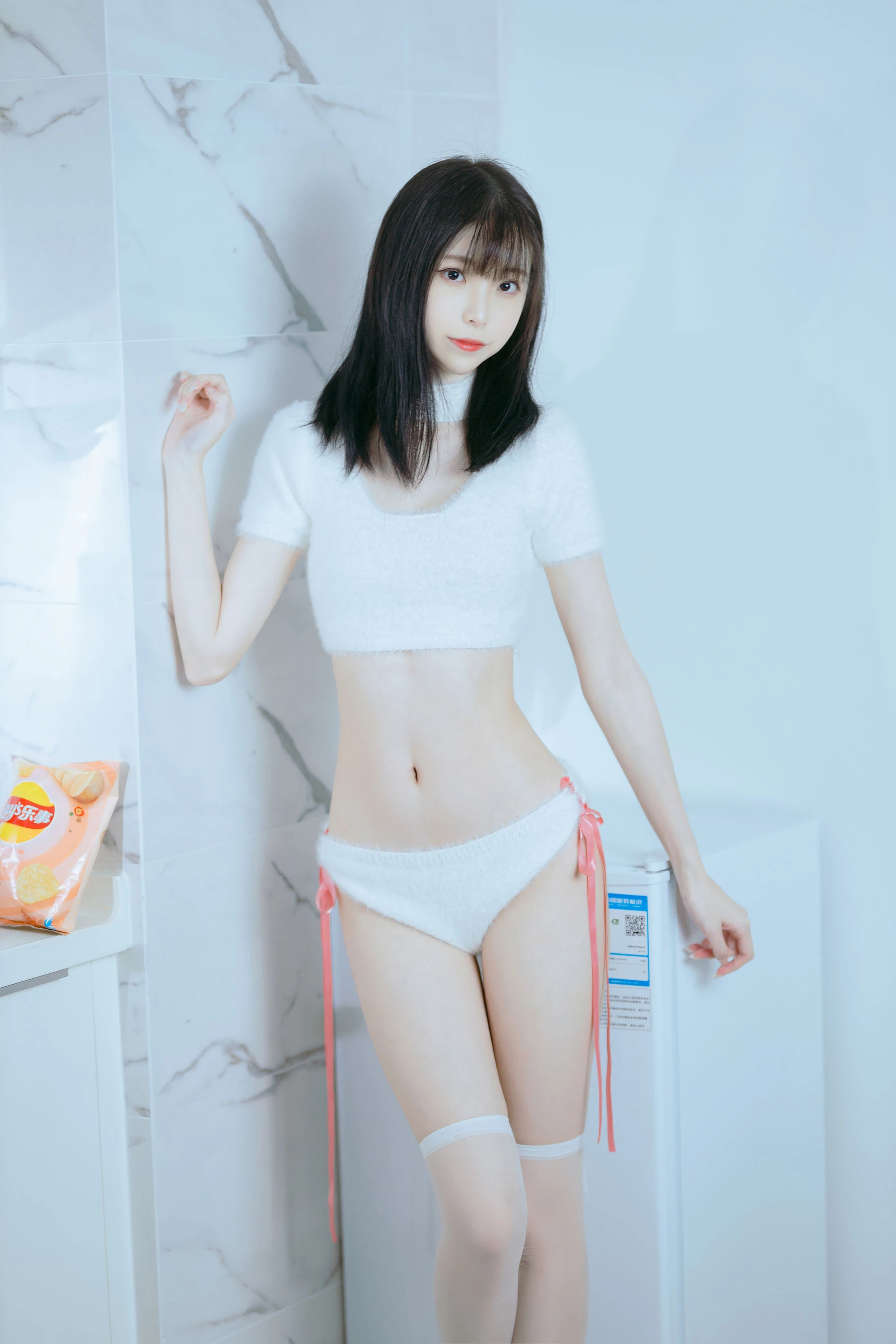 许岚(叁月life) – 纯欲毛衣插图1