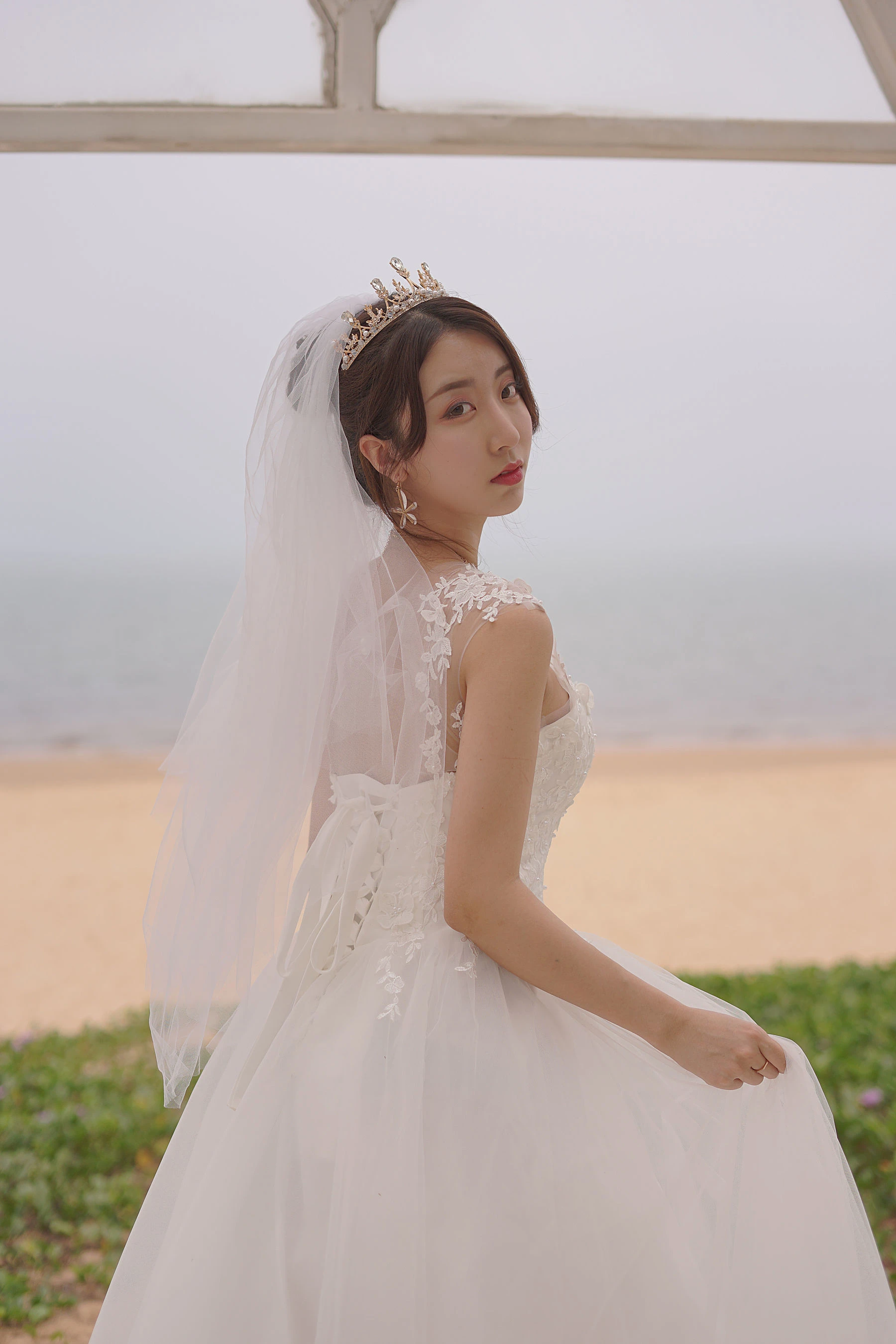 人气Coser黑川 – 海岛之旅 婚纱插图4