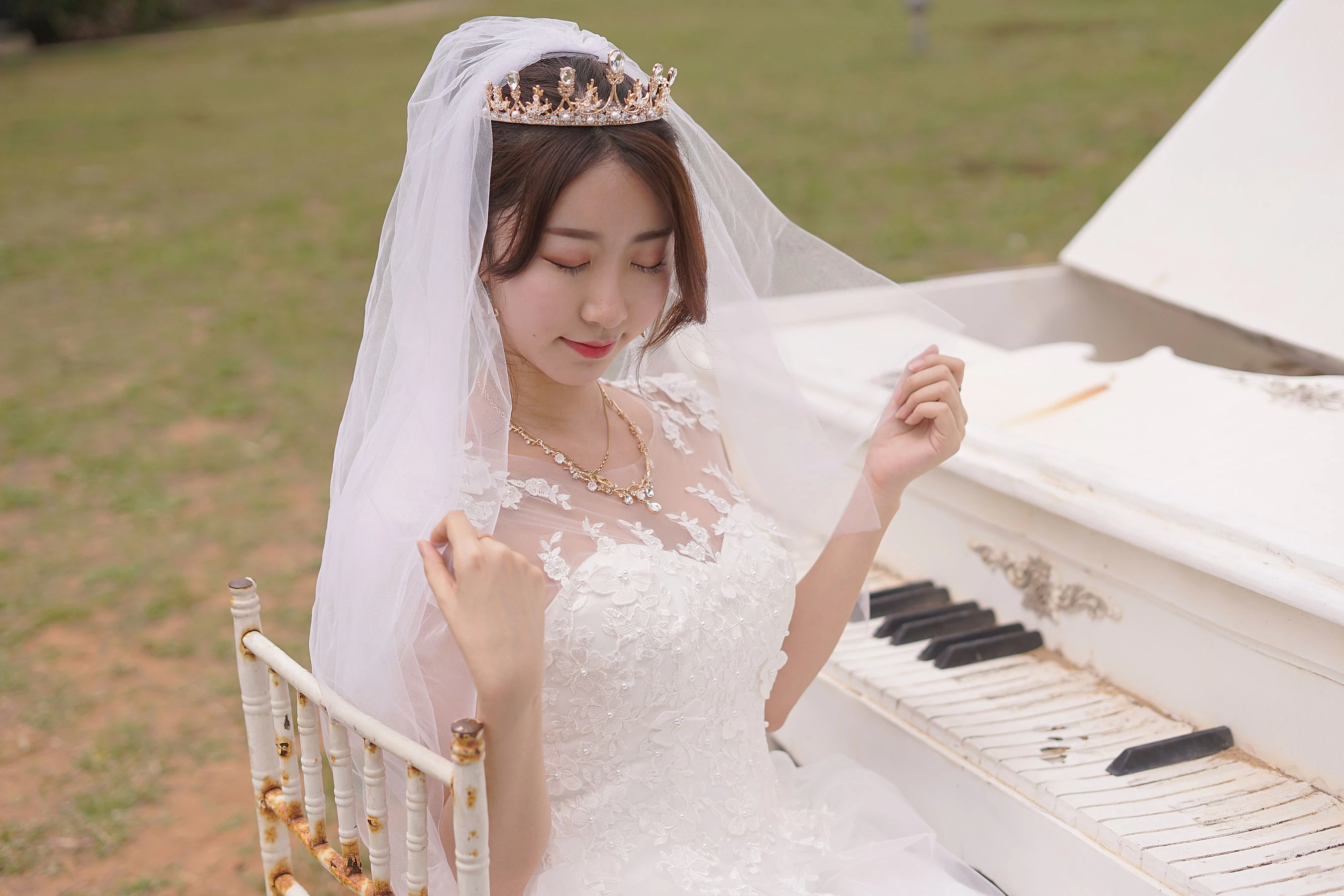 人气Coser黑川 – 海岛之旅 婚纱插图3