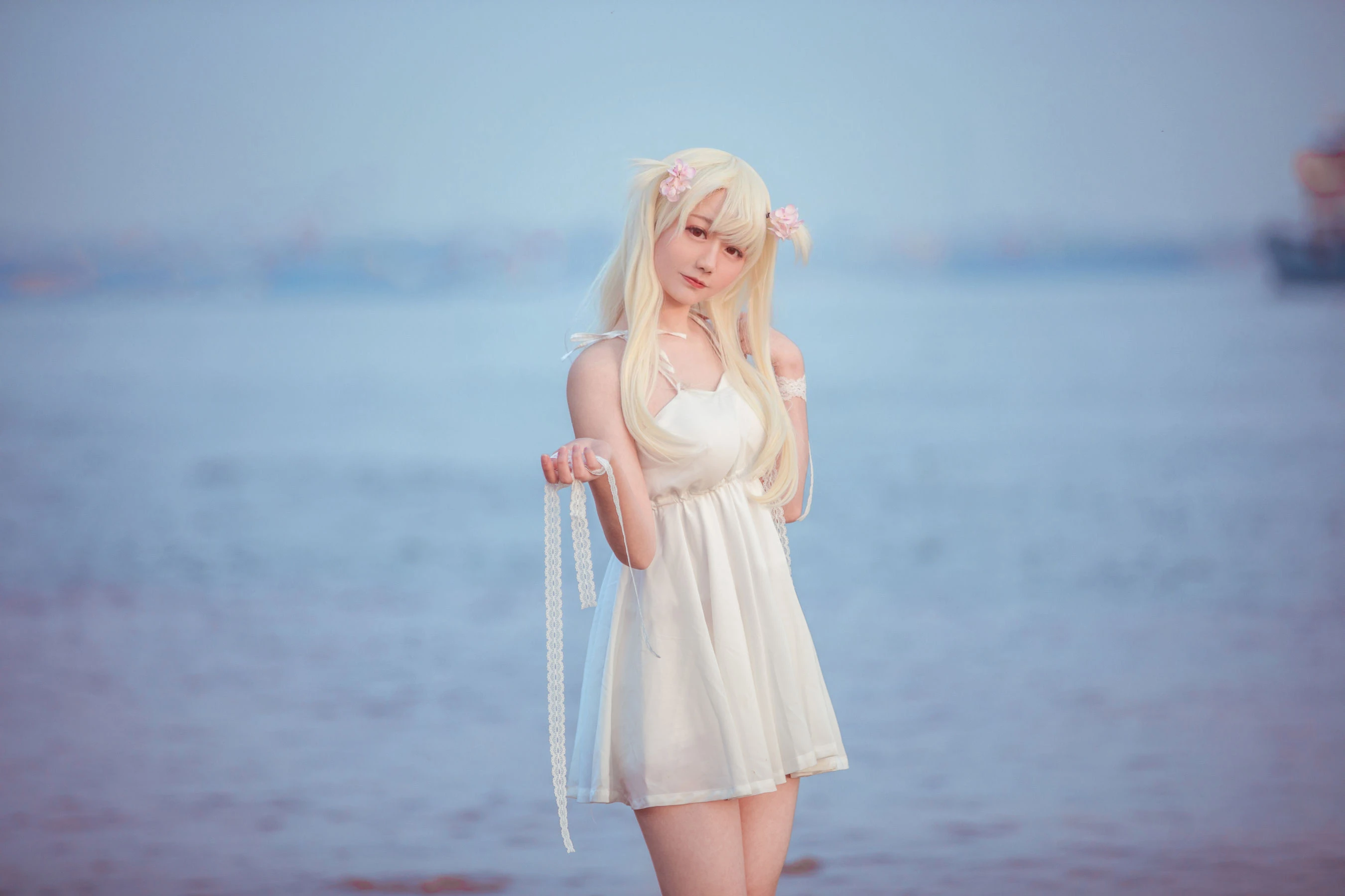 动漫博主弦音sic – 伊莉雅 白裙插图2