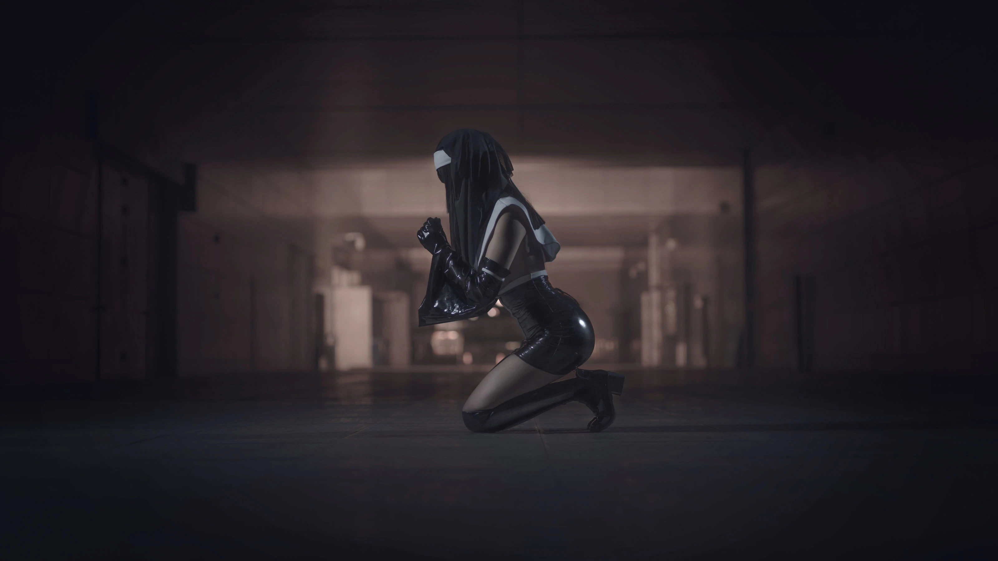 动漫博主uki雨季 – 修女黑胶衣插图2