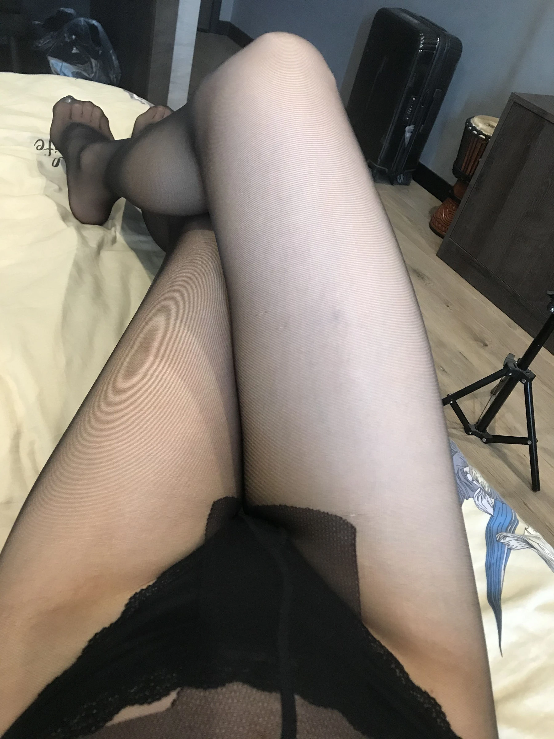 丝足博主麋鹿_Monroe 2020.06.23 寂寞黑丝插图1