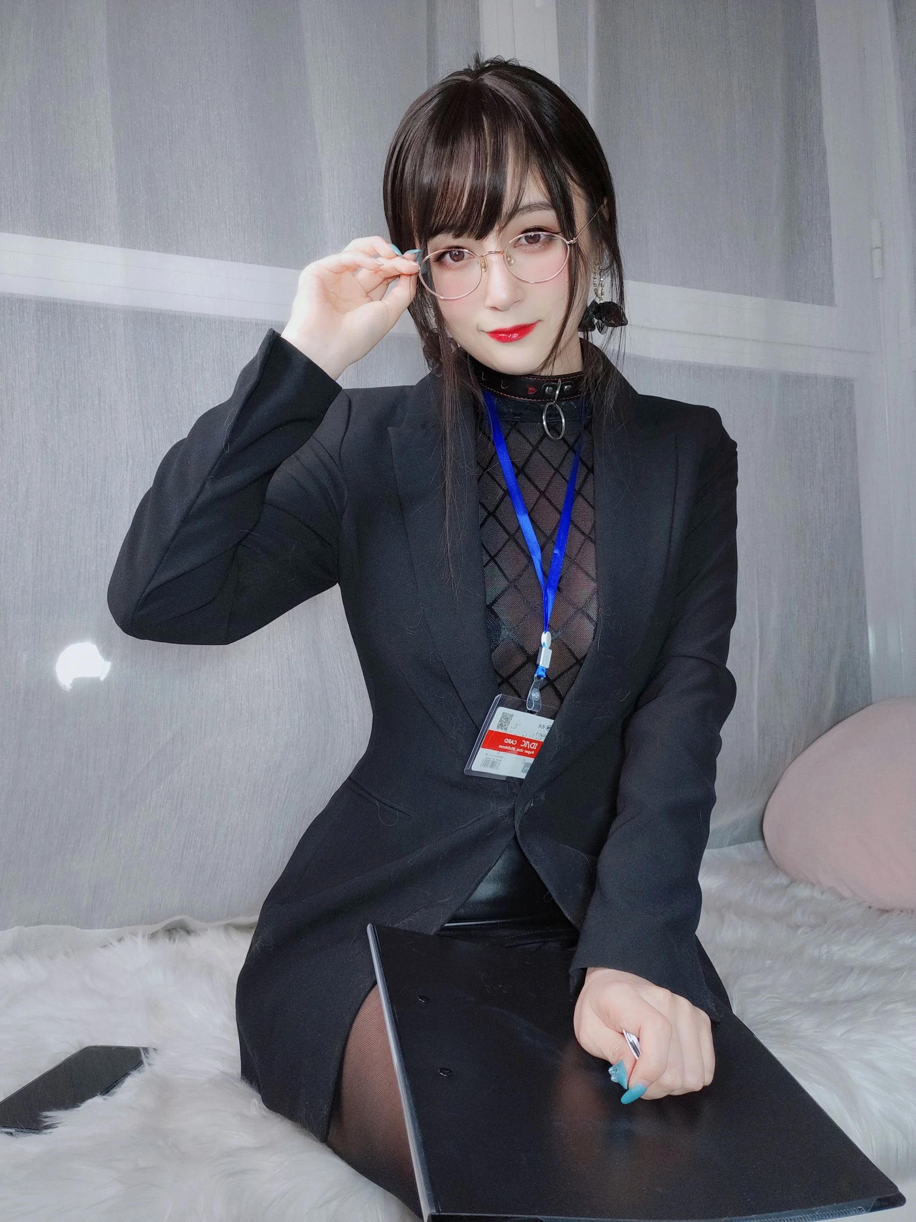 Coser小姐姐白银 – 黑丝情趣插图6