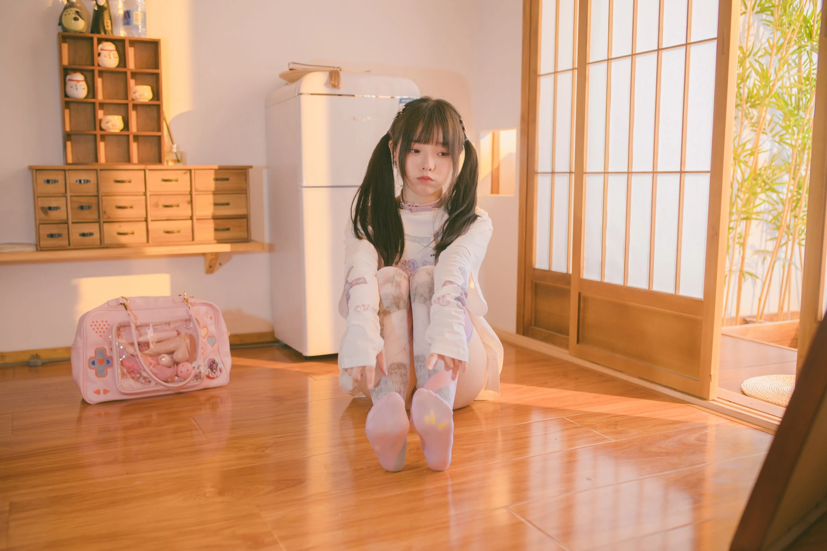 六味帝皇酱 – 午后的少女插图7