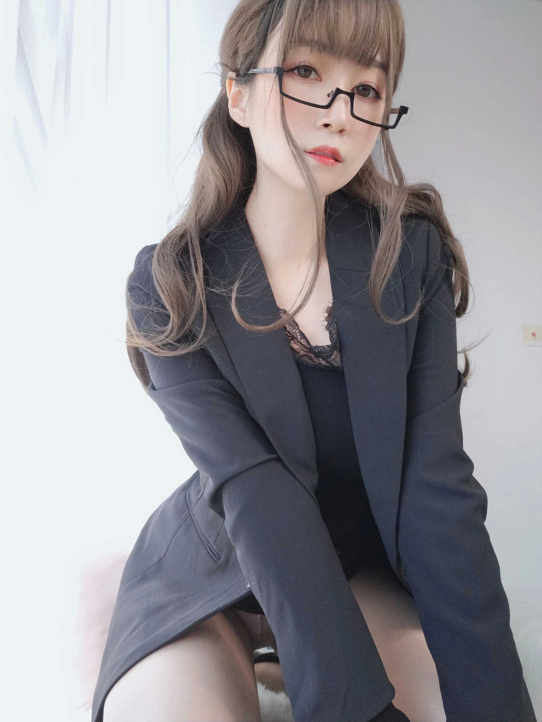 Coser小姐姐白银 – 黑西服插图7