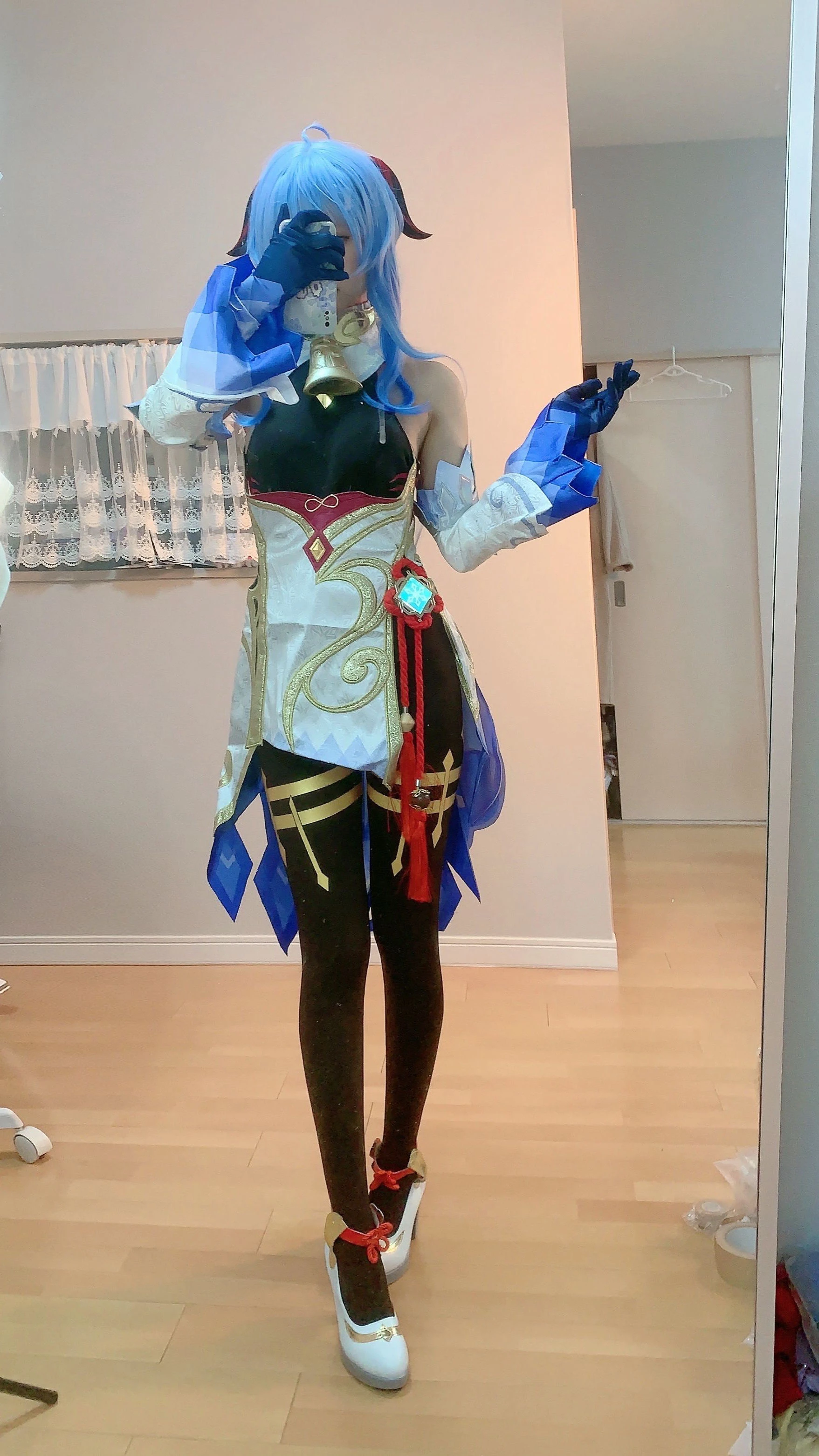 千阳(ちよ) – 甘雨对镜拍插图1