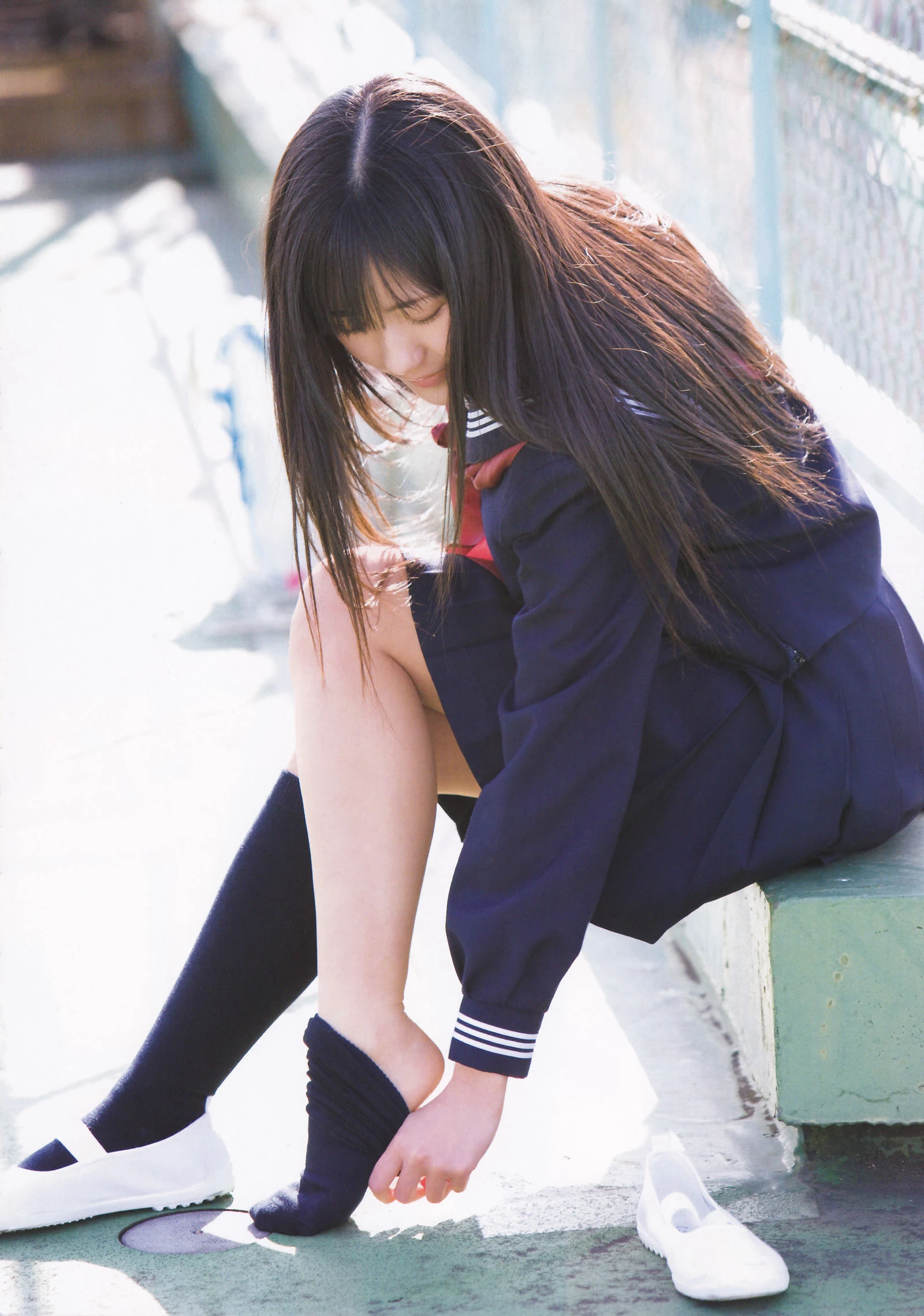 渡邊麻友『1st写真集 まゆゆ』 渡边达生插图6