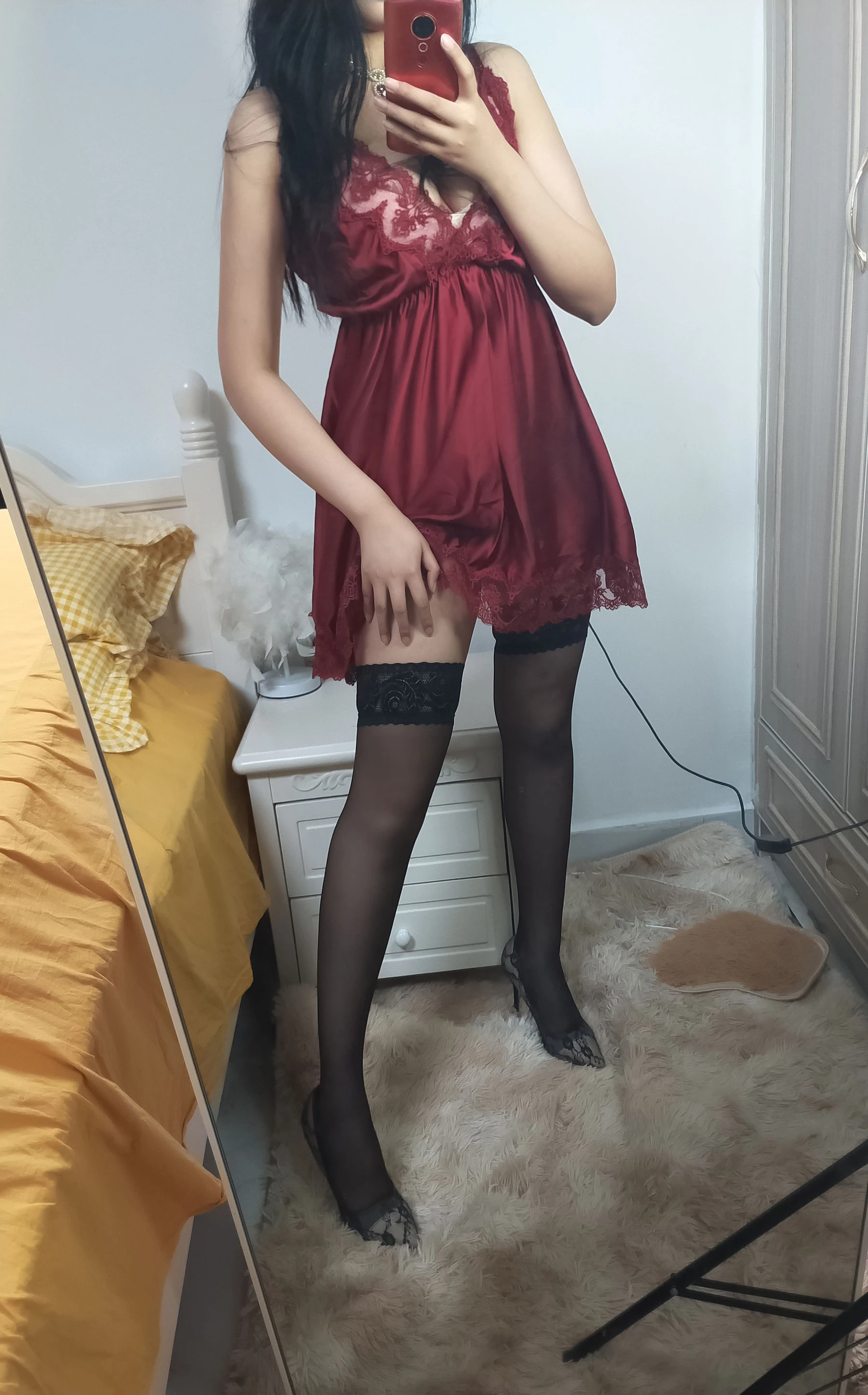轩萧学姐 – 酒红色睡衣插图5