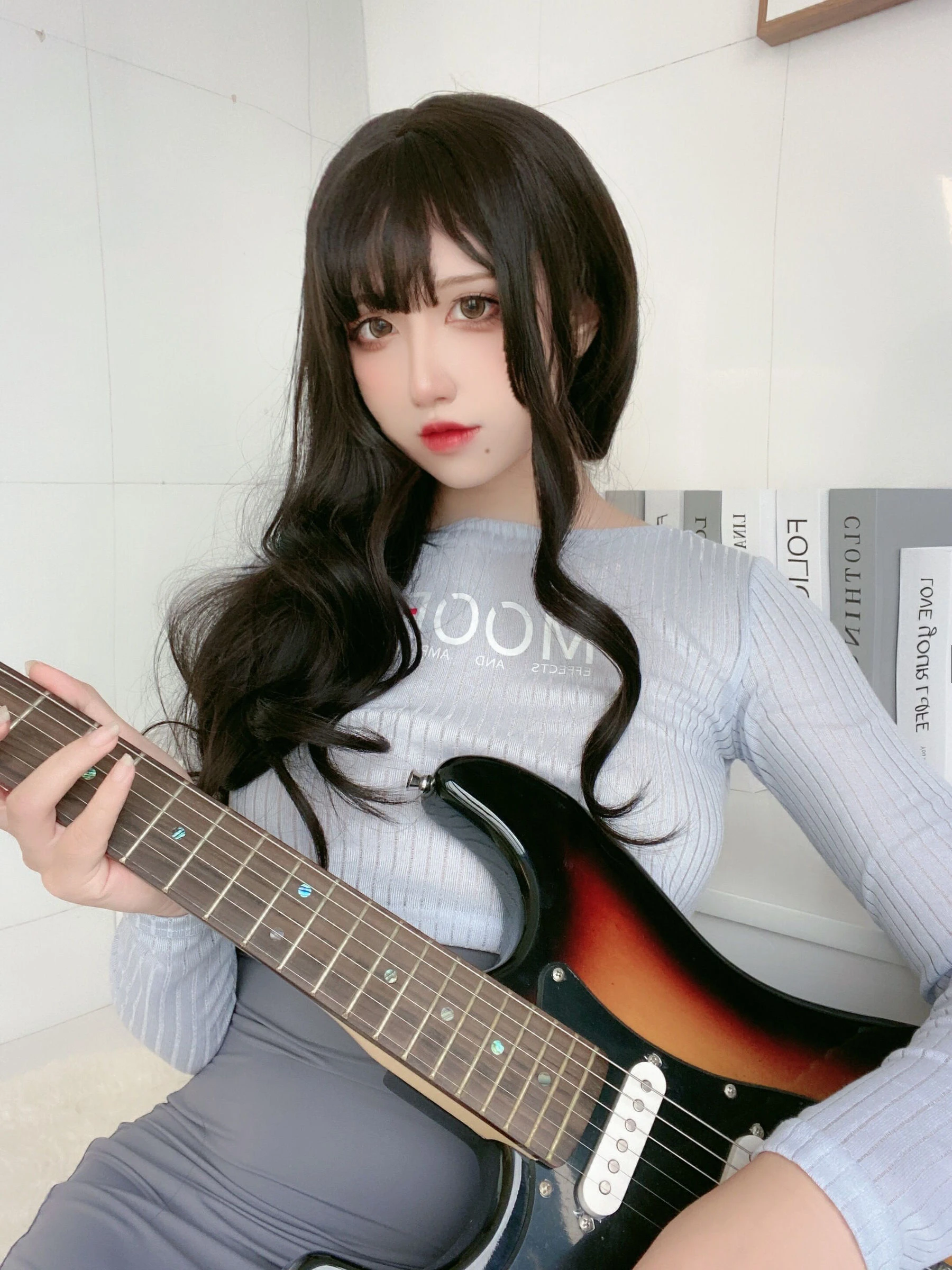 动漫博主九曲Jean – 吉他妹妹插图3