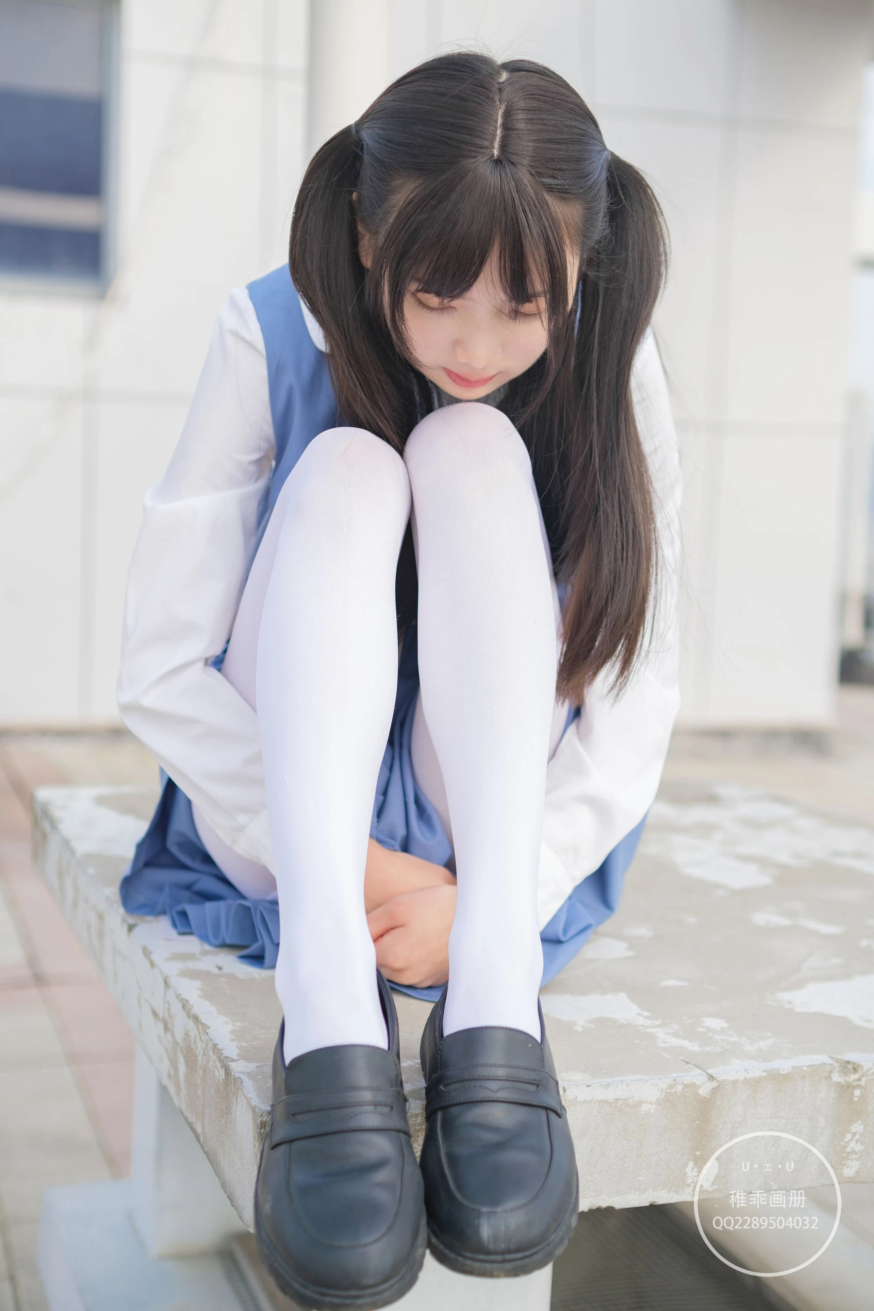 柴系小乖(稚乖画册) – 夜夜 天台真空80D白丝插图6