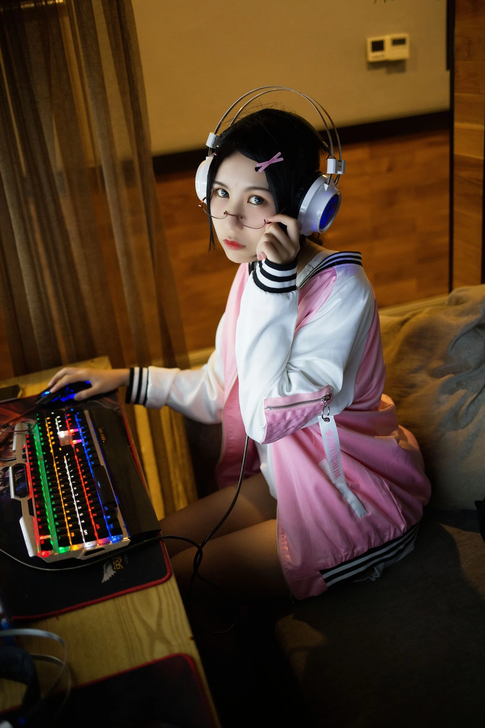 COSER美女逐月su 网吧历险记插图7