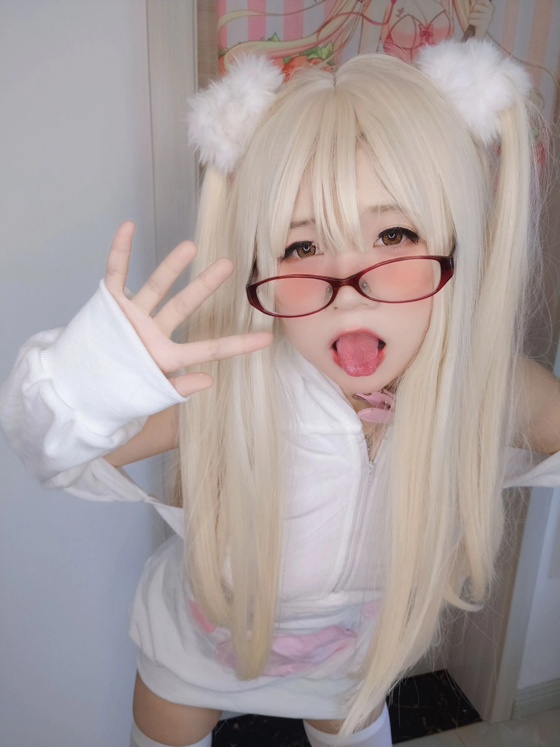 萌妹子Coser摇摇乐yoyo – 白いクリーム插图4