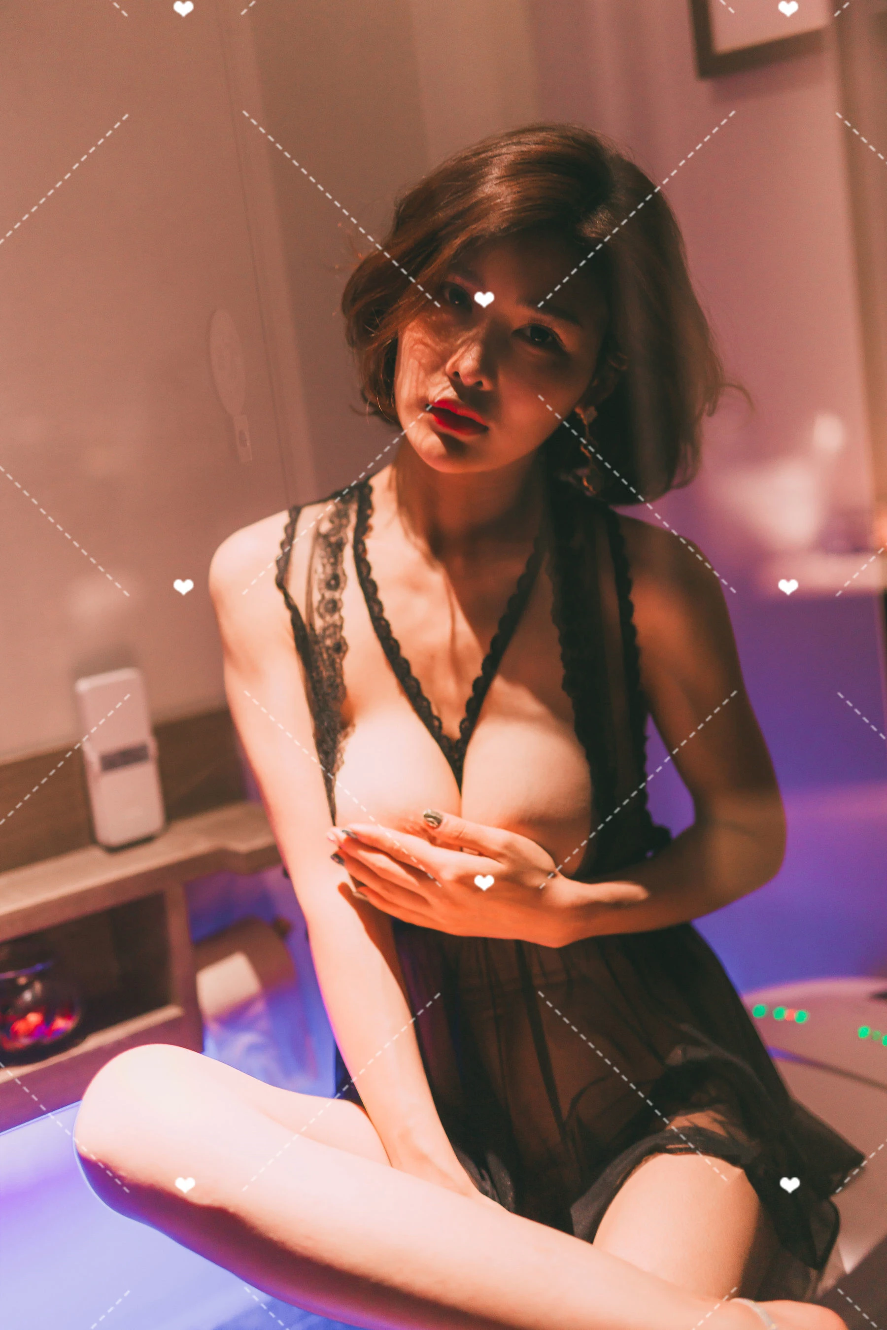 闫盼盼 2018年7月写真《透视》插图3