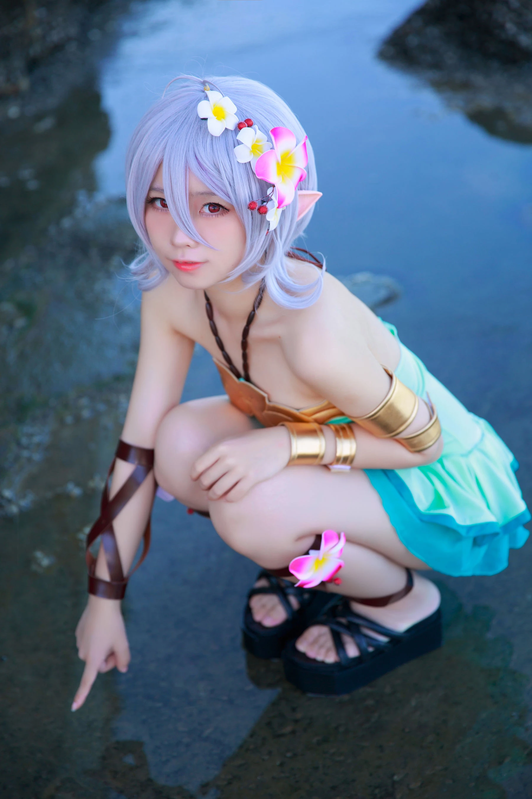 动漫博主G44不会受伤 – 可可萝 泳衣插图5