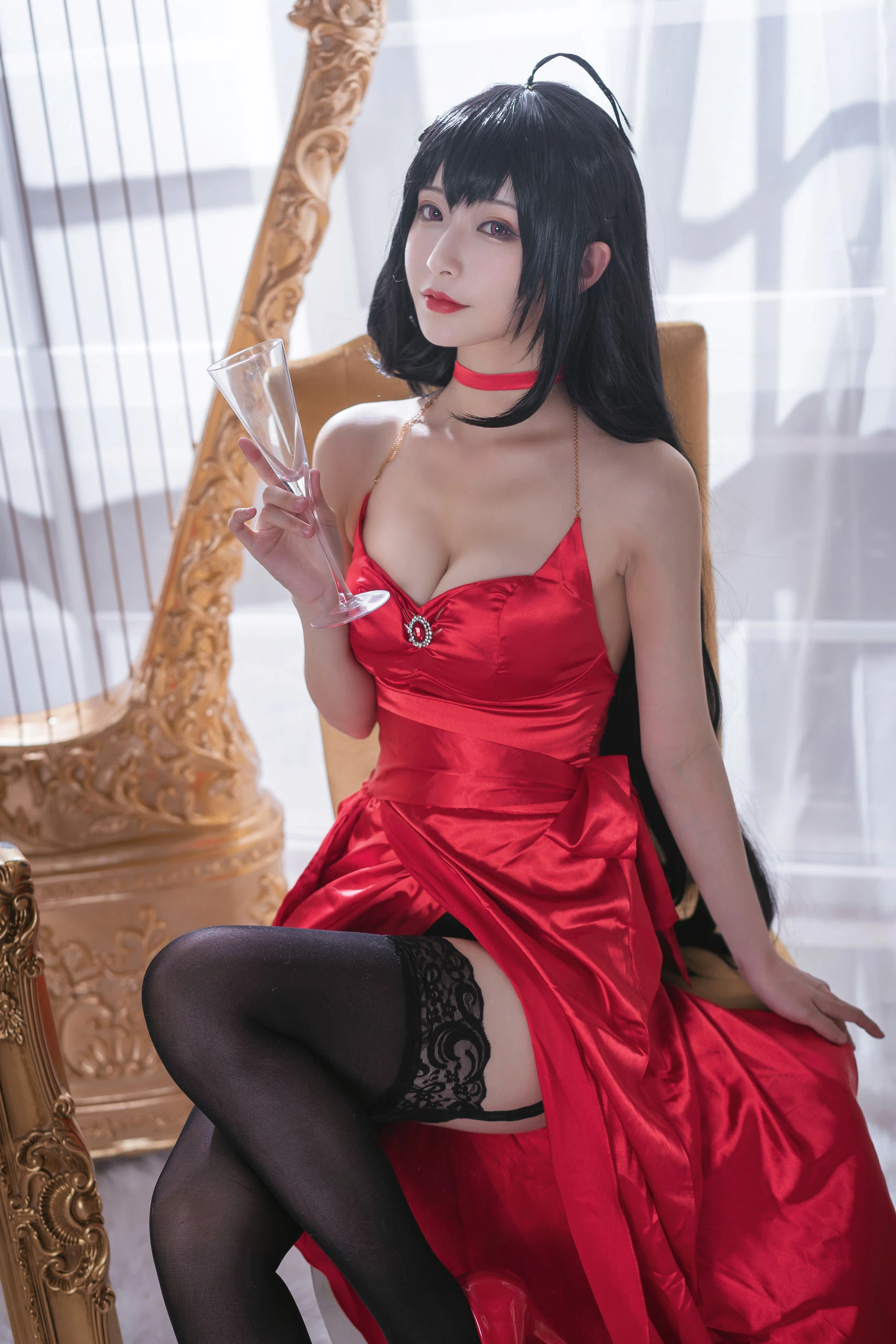 动漫博主铁板烧鬼舞w – 毒苹果插图1