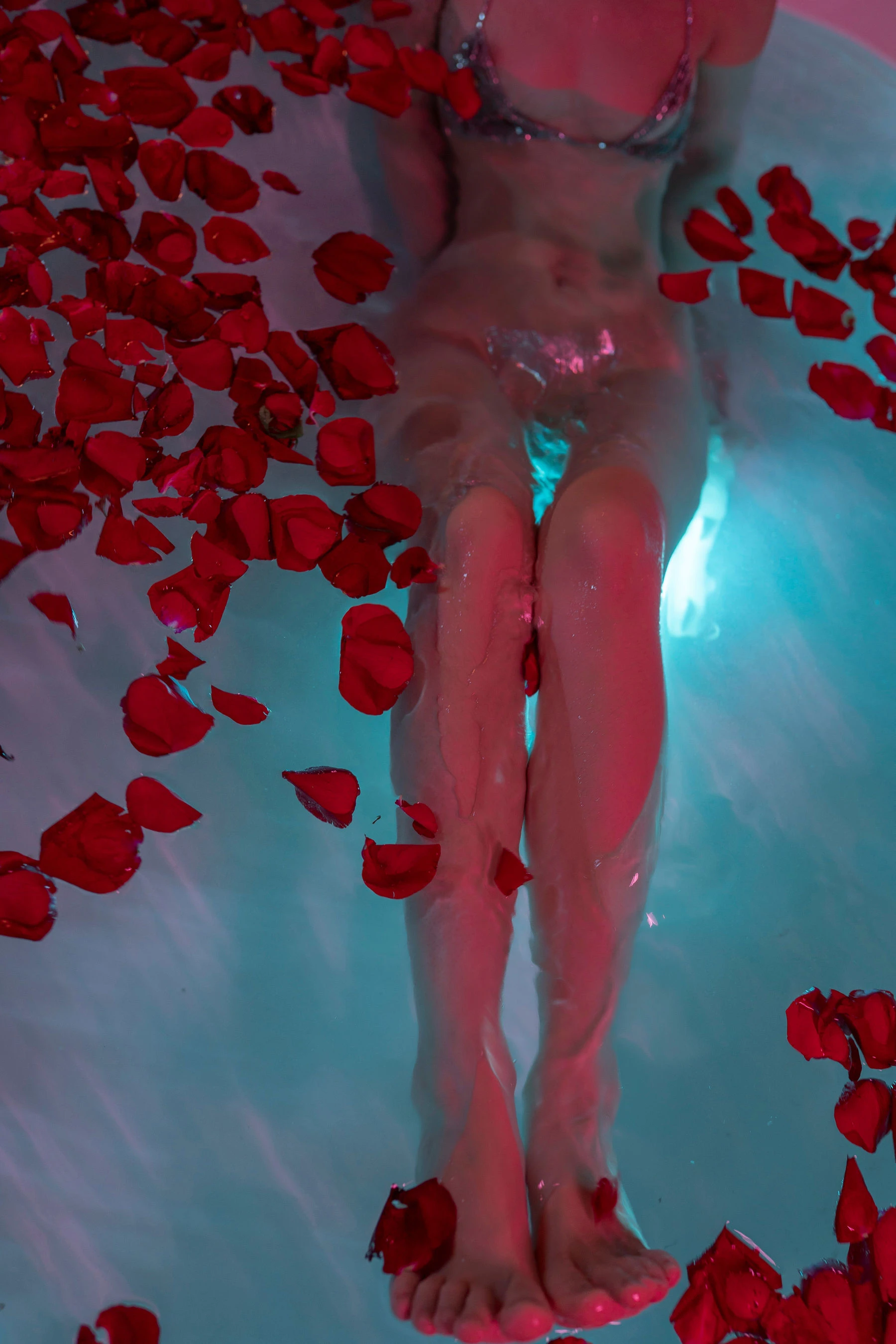 美少女晕崽 – 浴缸插图7