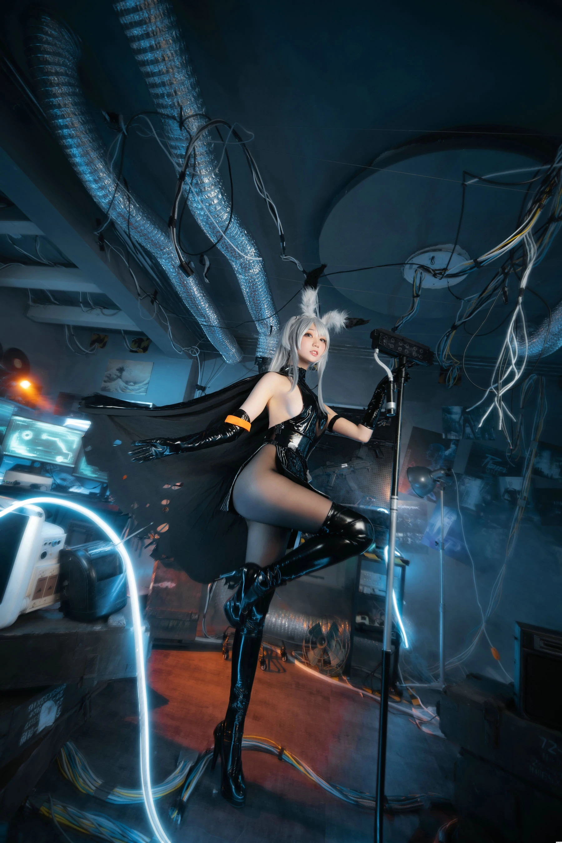 周叽是可爱兔兔 – 精二暴行插图2