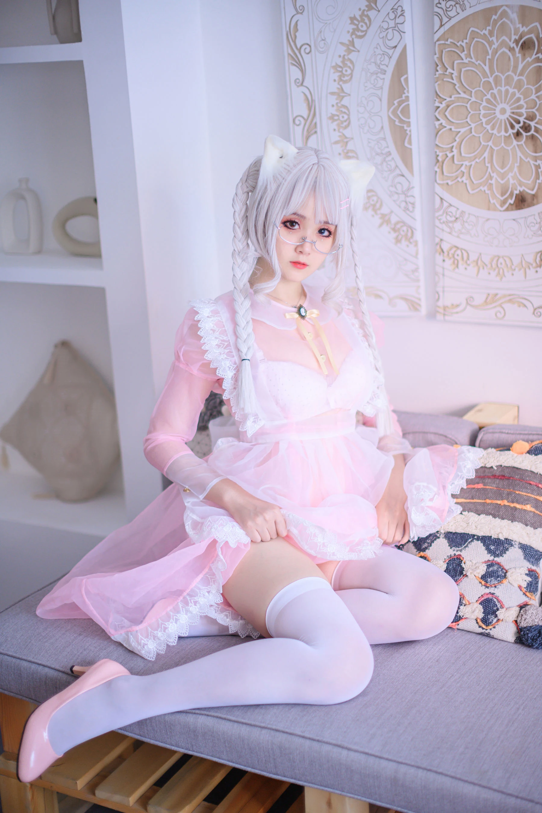 Coser小姐姐Akisoso秋楚楚 粉色透明女仆插图7