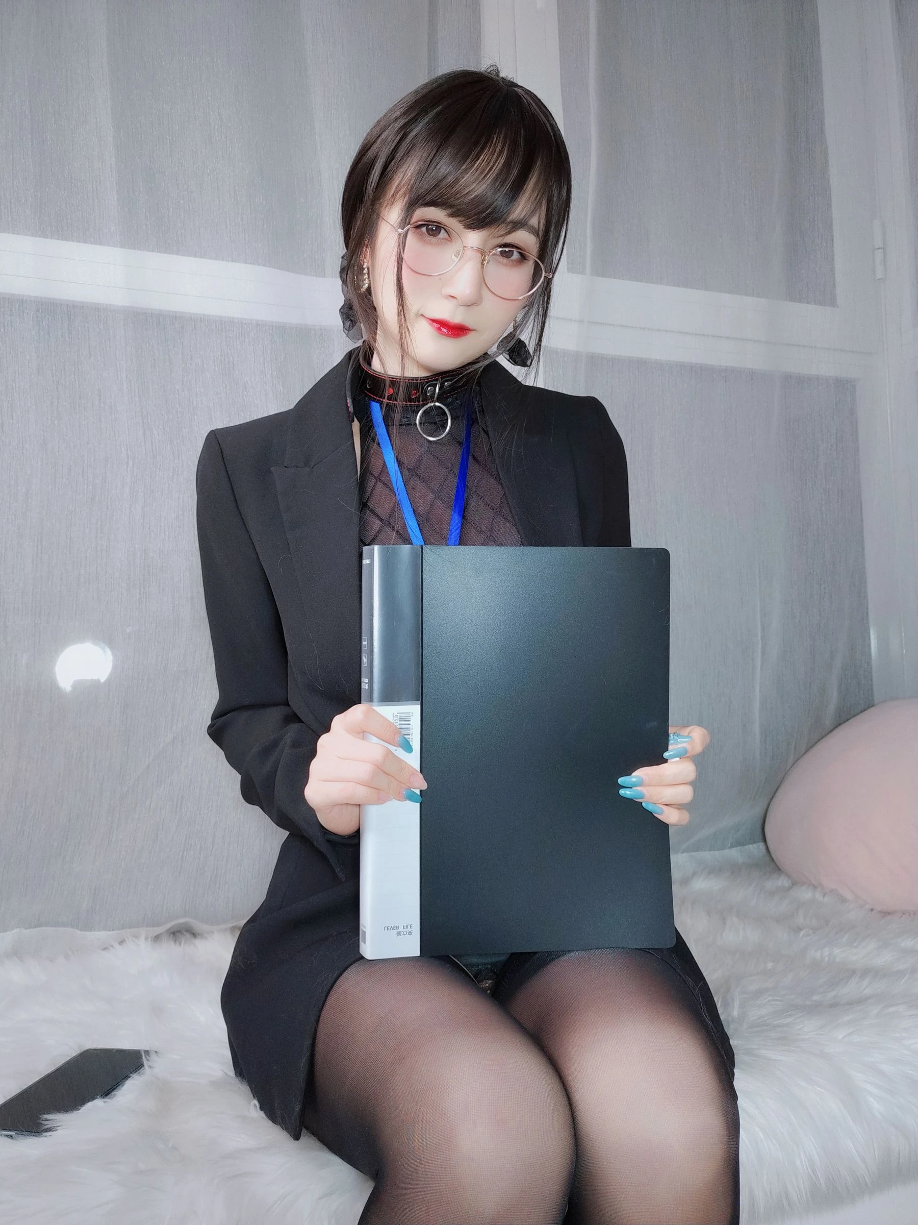 Coser小姐姐白银 – 黑丝情趣插图4