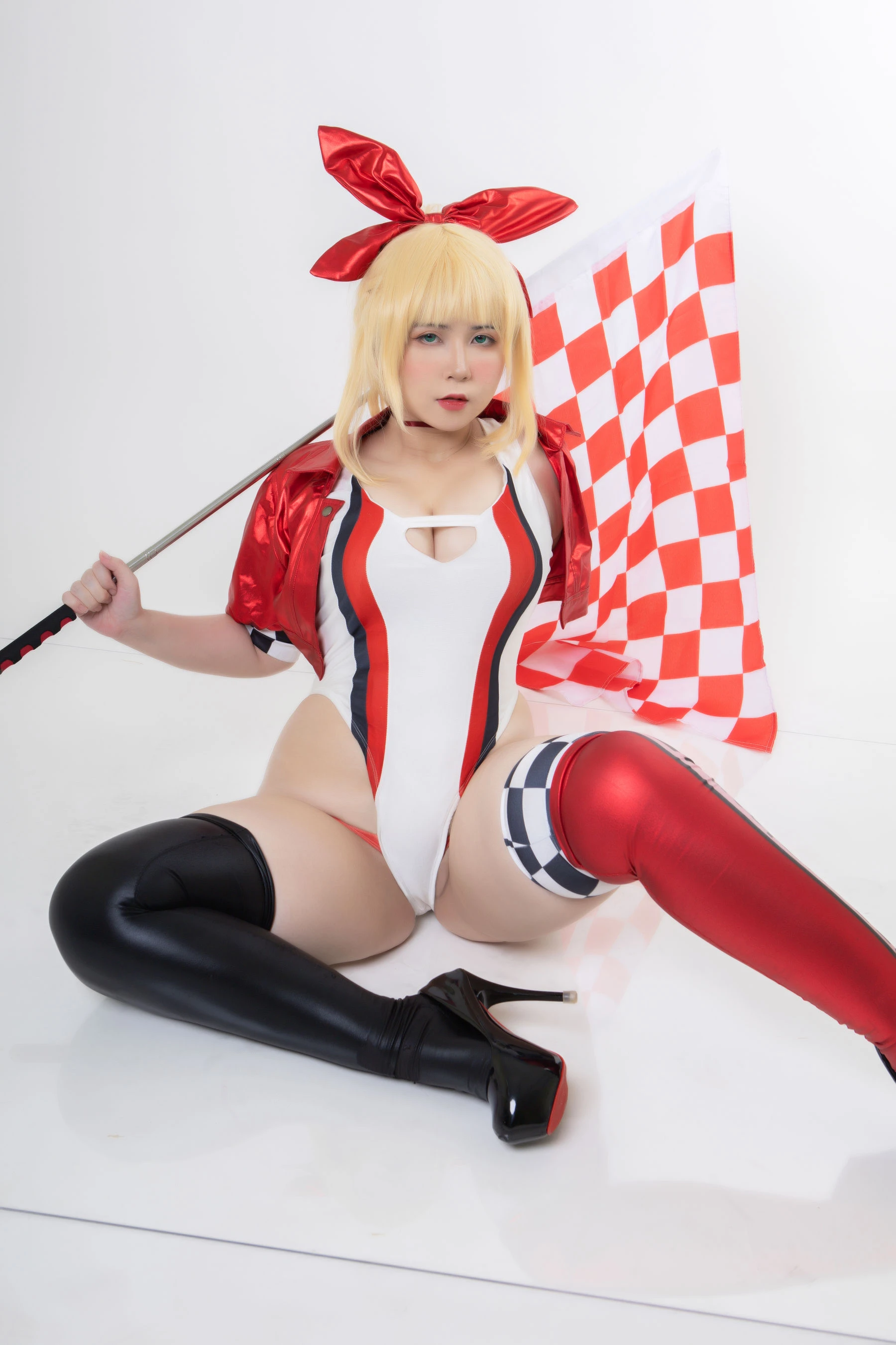 Uy Uy – Nero Racing插图2