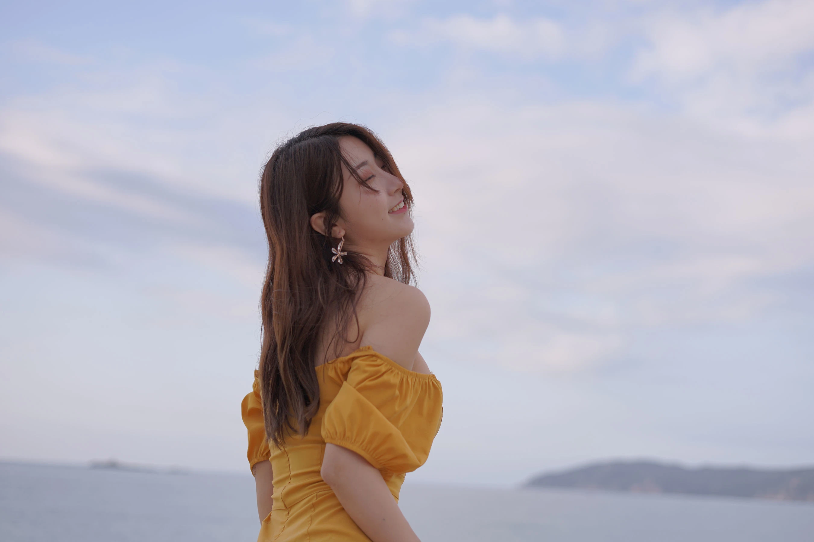 人气Coser黑川 – 海岛之旅 黄色连衣裙插图7