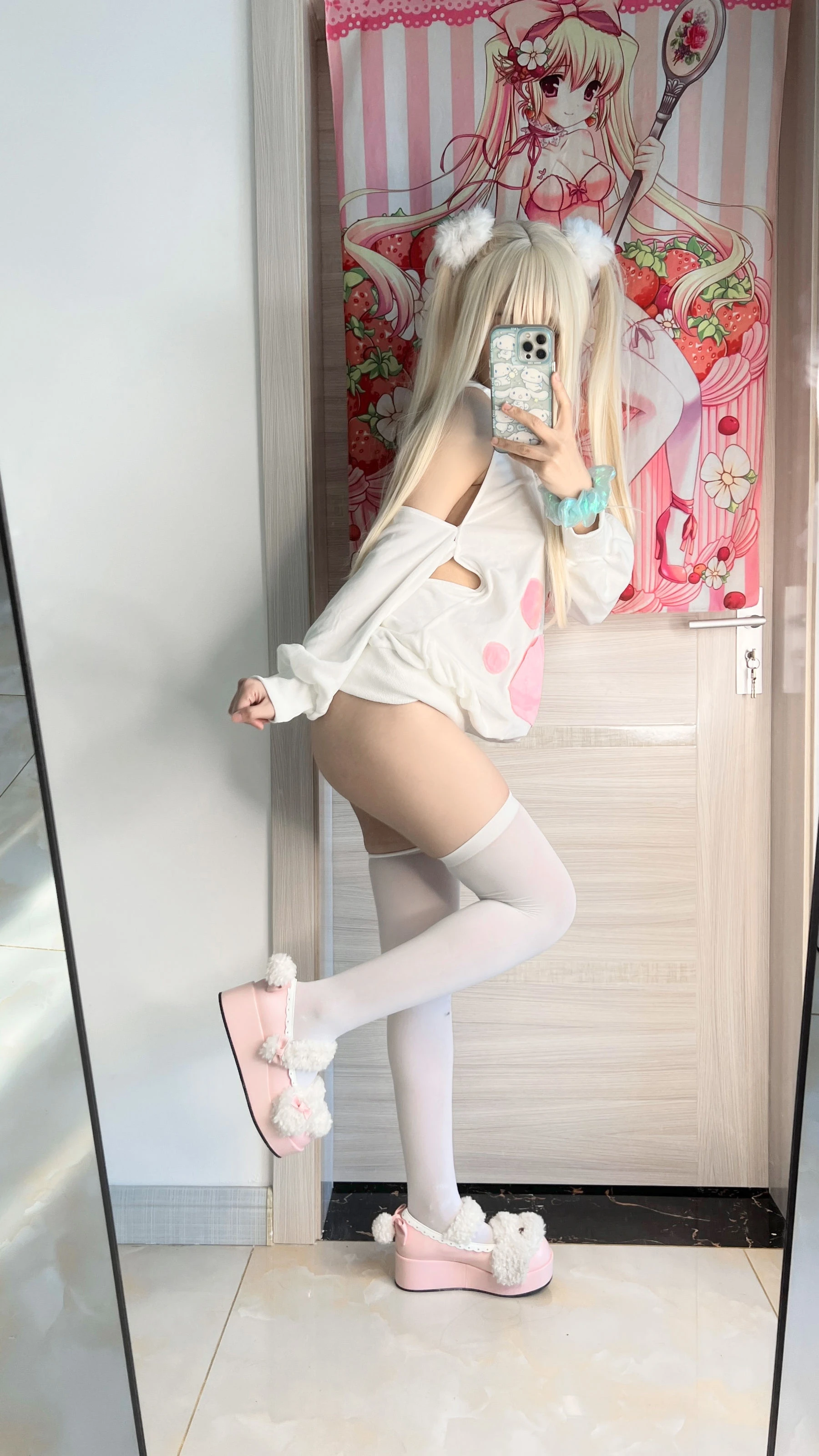 萌妹子Coser摇摇乐yoyo – 白いクリーム插图1