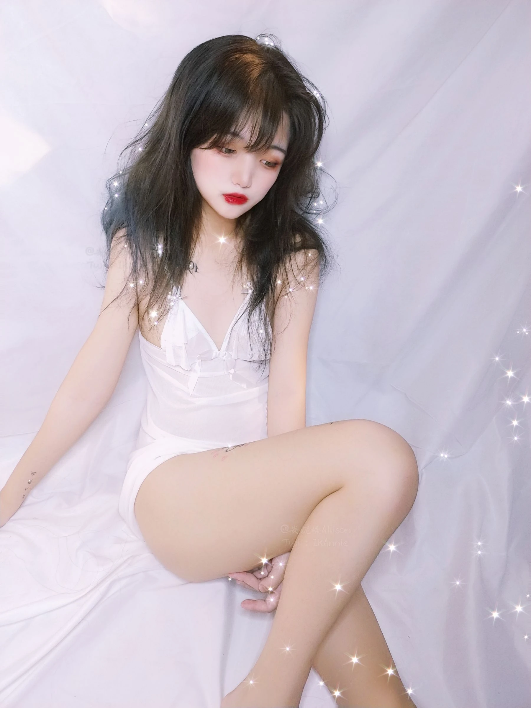 安妮 – 白色睡衣插图7