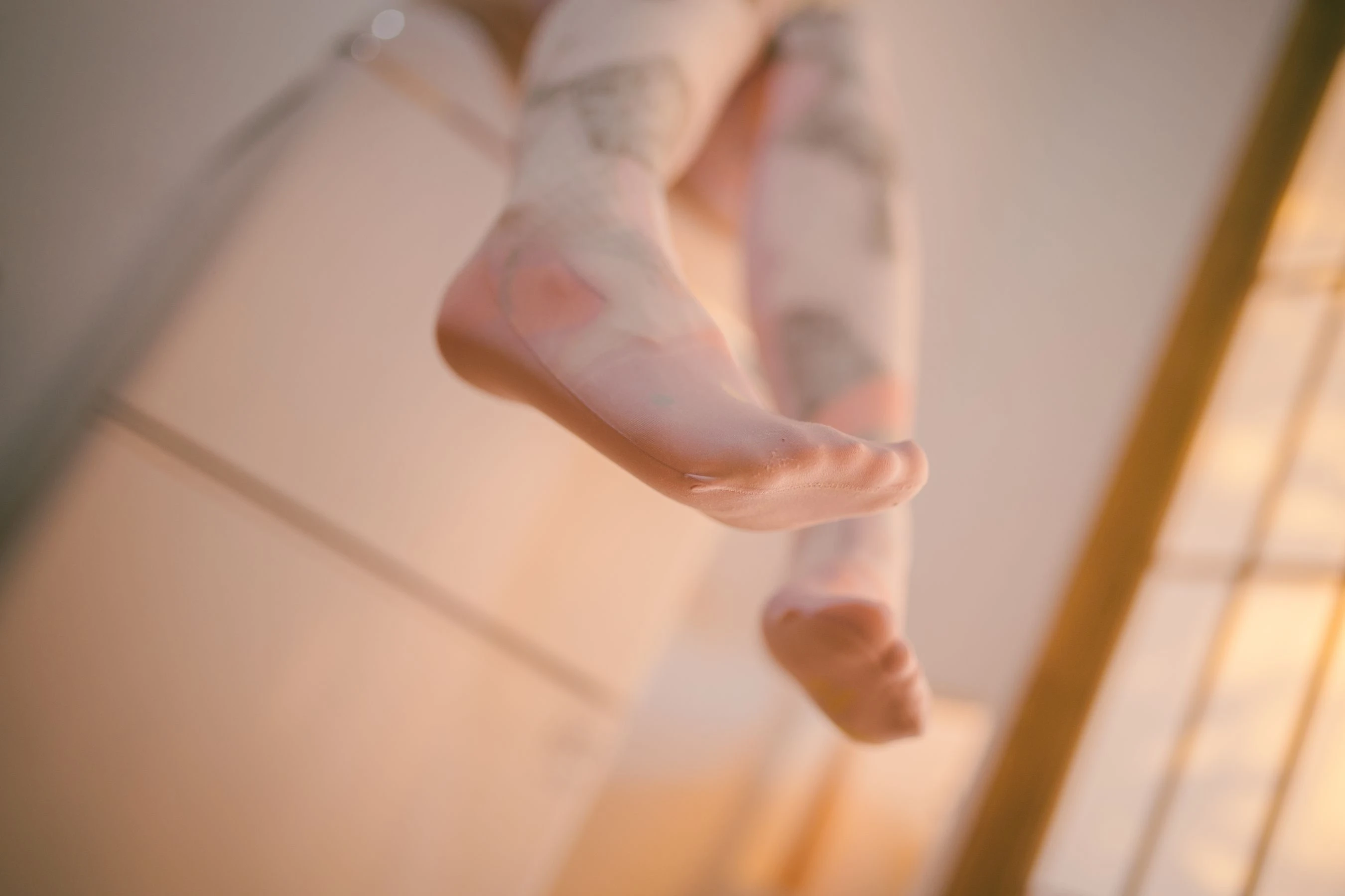 六味帝皇酱 – 午后的少女插图4