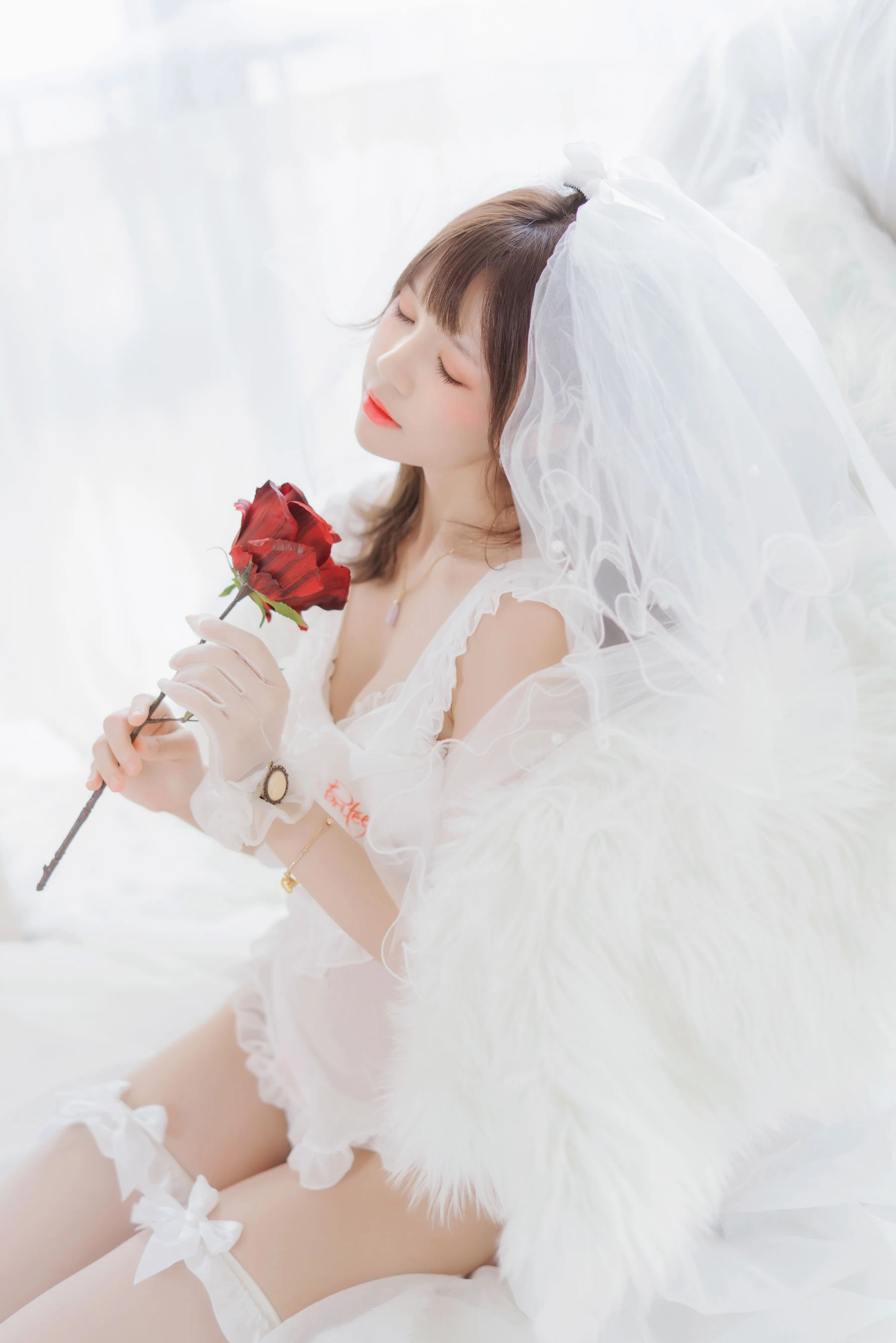 桜桃喵 轻纱01插图5