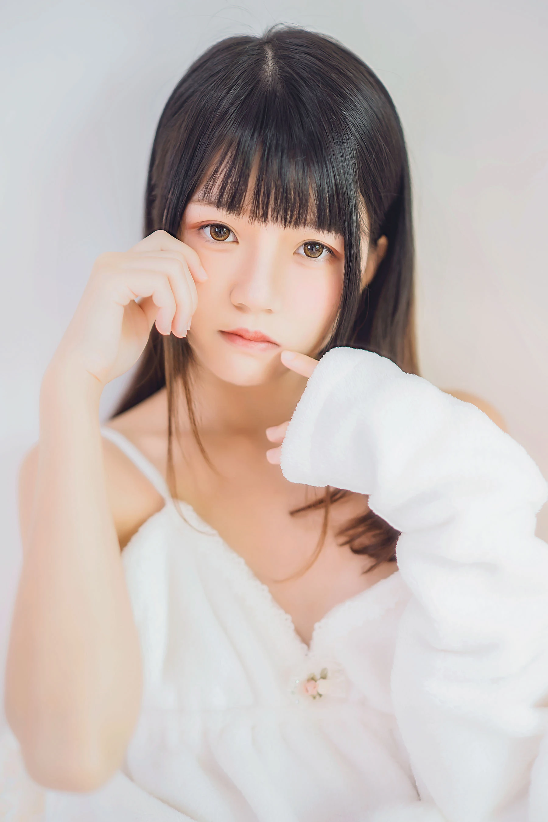 桜桃喵《冬眠》插图2