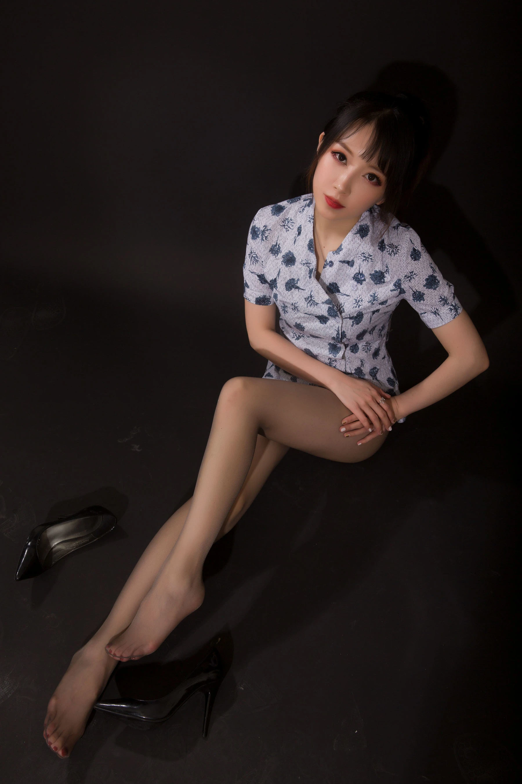 斗鱼主播小女巫露娜 – 东航棚拍插图1