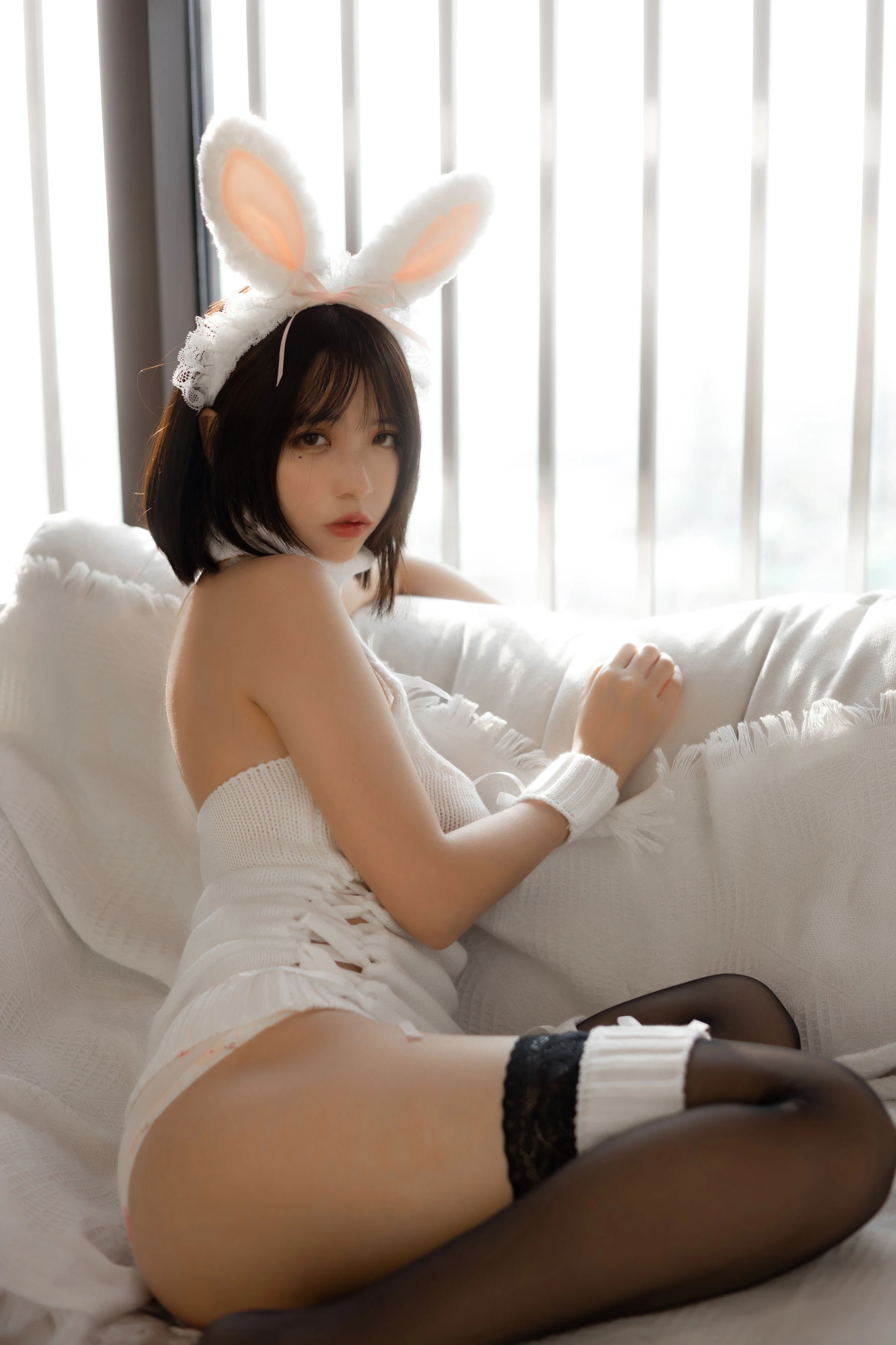 疯猫ss – 白色毛衣插图4