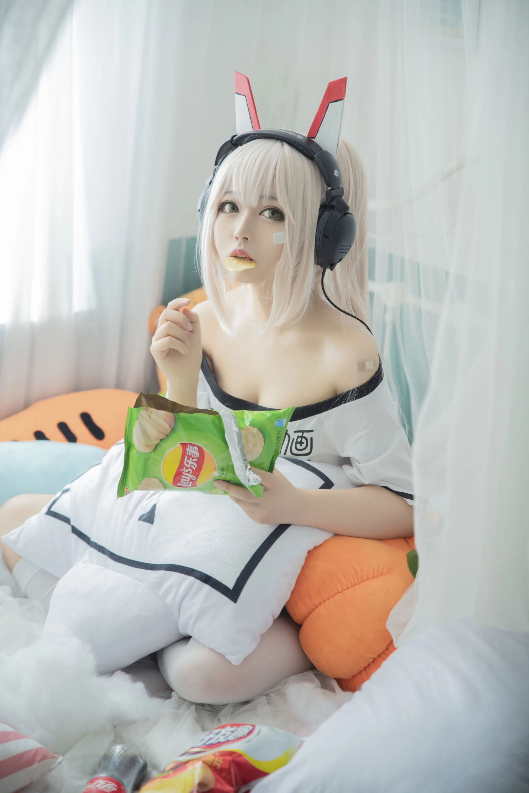 大眼萌妹黑猫猫OvO – 肥宅凌波插图7