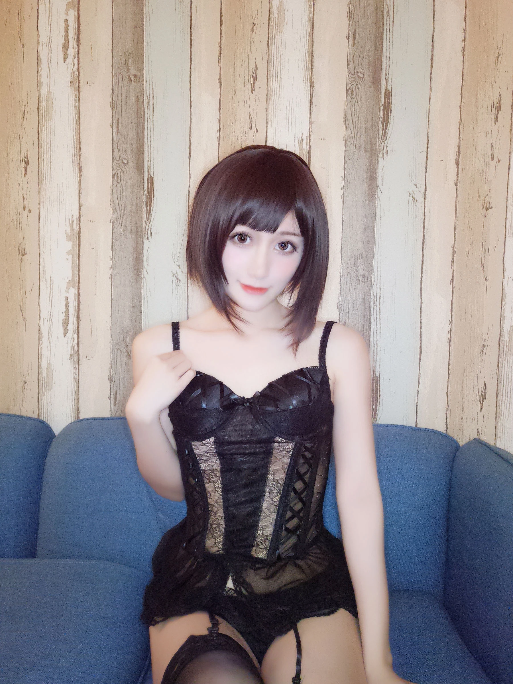 木之本果 – 黑色情趣内衣插图1