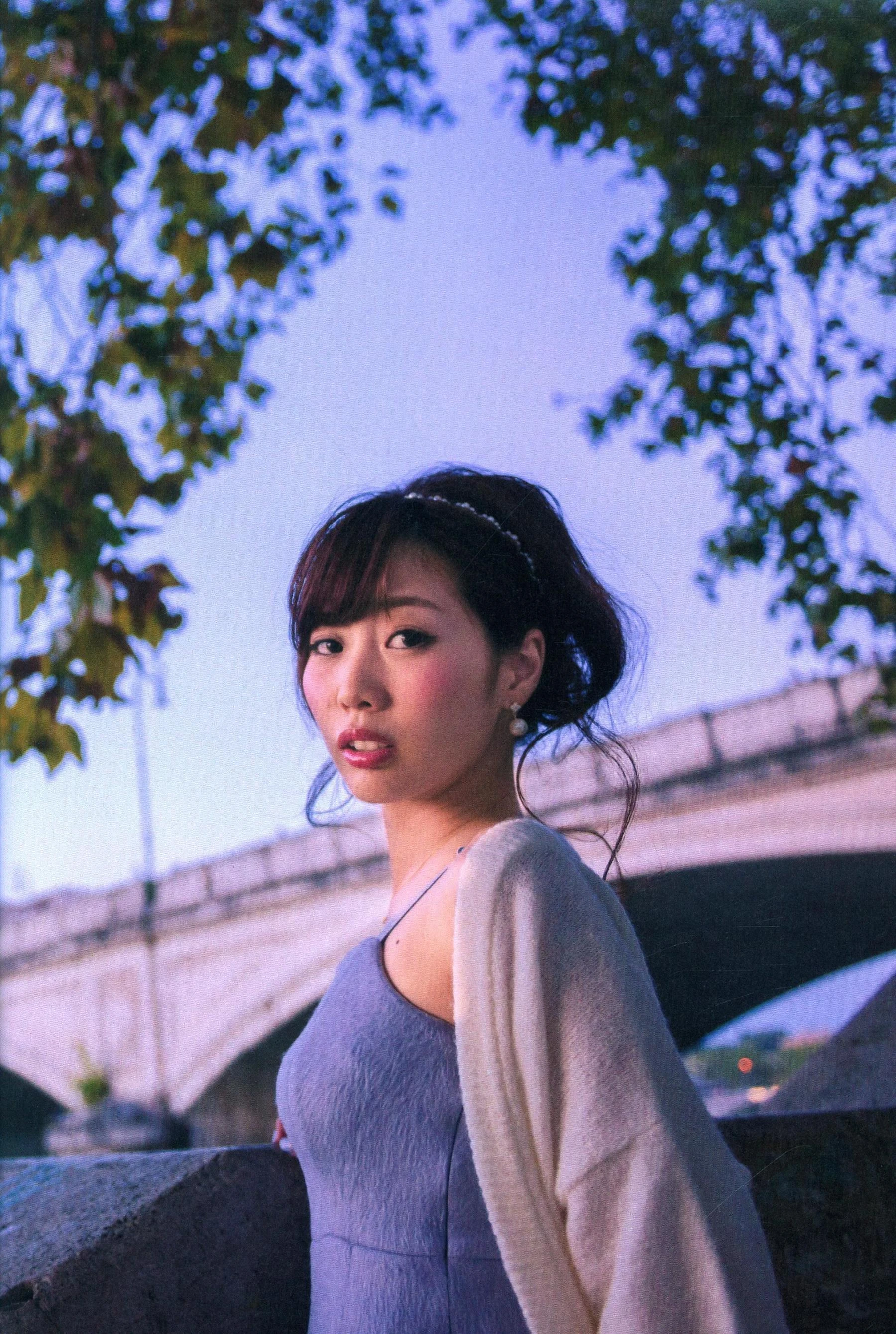 楠田亜衣奈 ファーストソロ写真集「くすくすくっすん」|图集秀