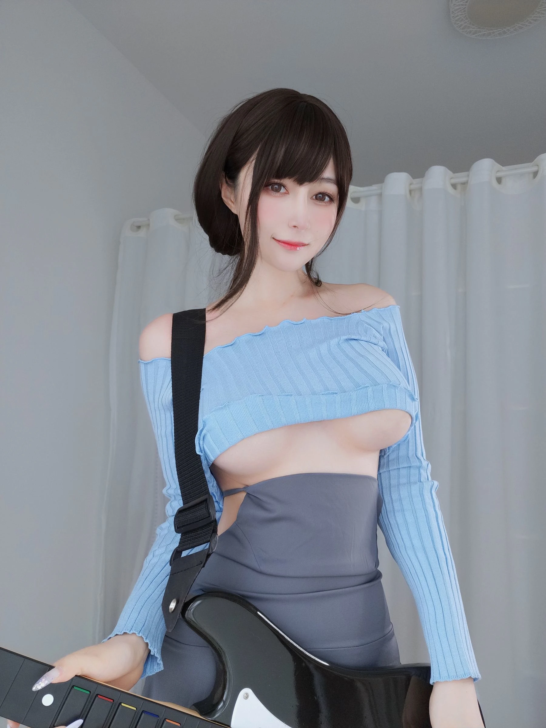 Coser小姐姐白银 – 吉他妹妹插图4