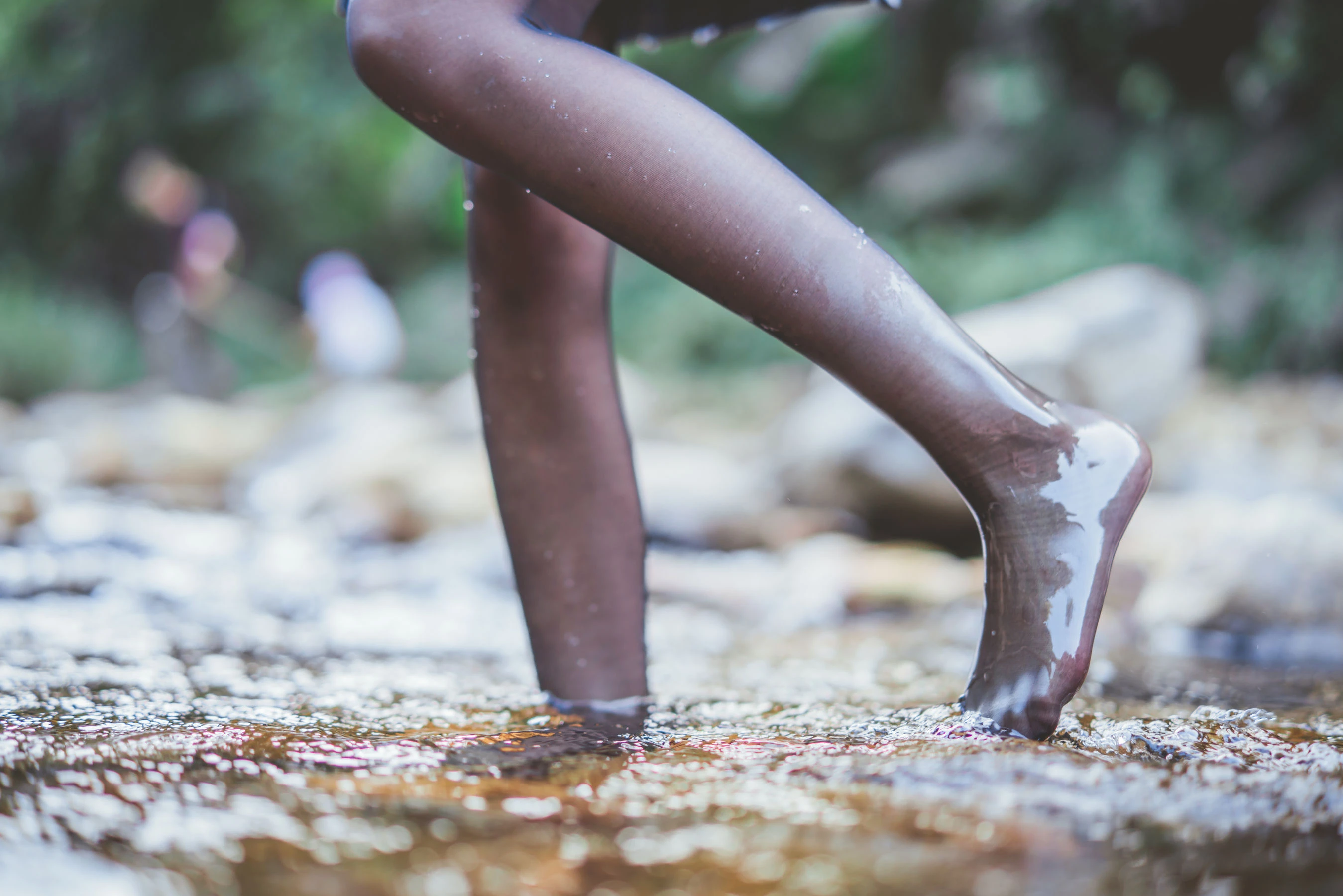 桜桃喵《校服少女COSPLAY湿身系列》插图2