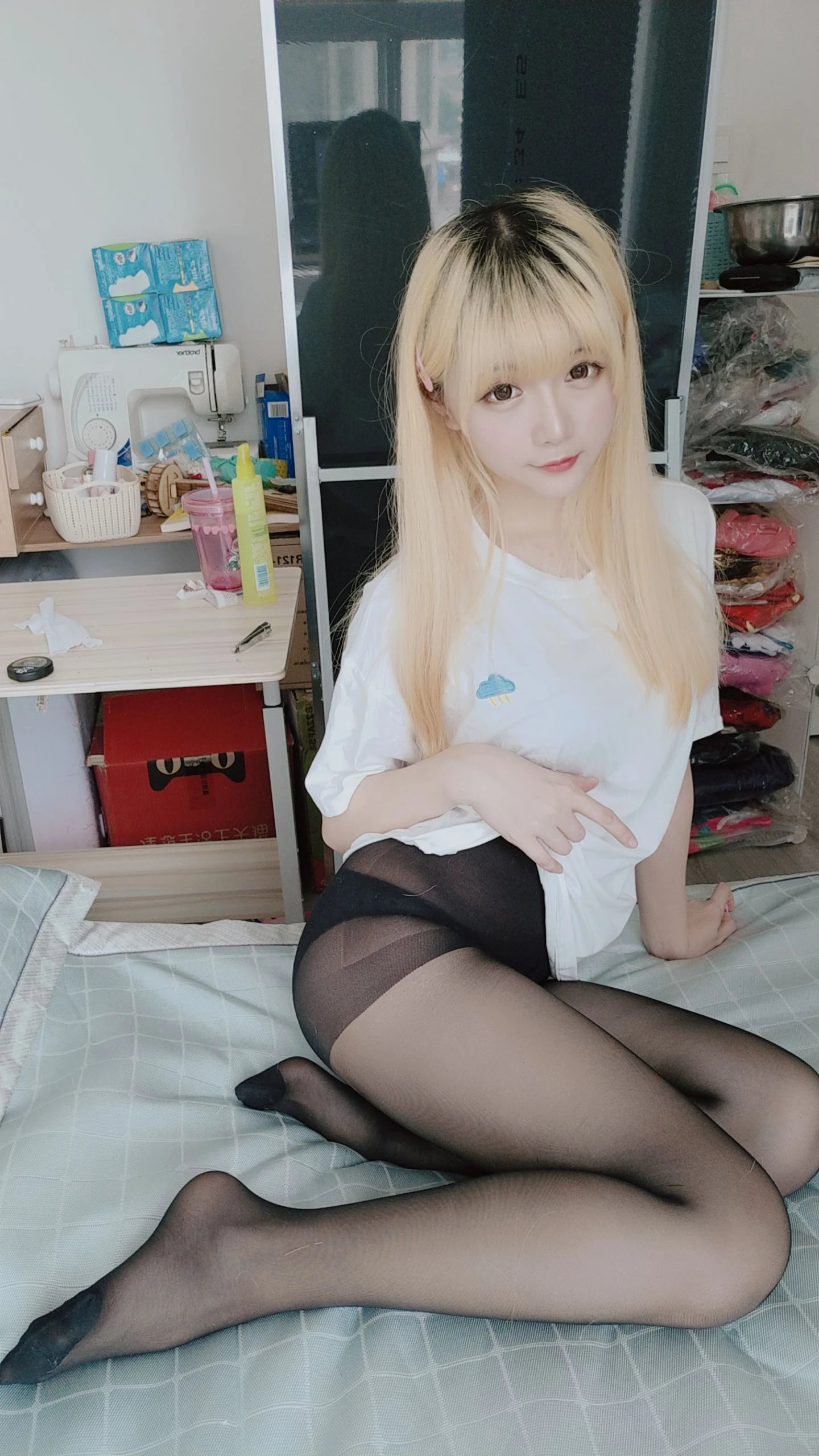 Coser小姐姐星之迟迟 白T恤插图5