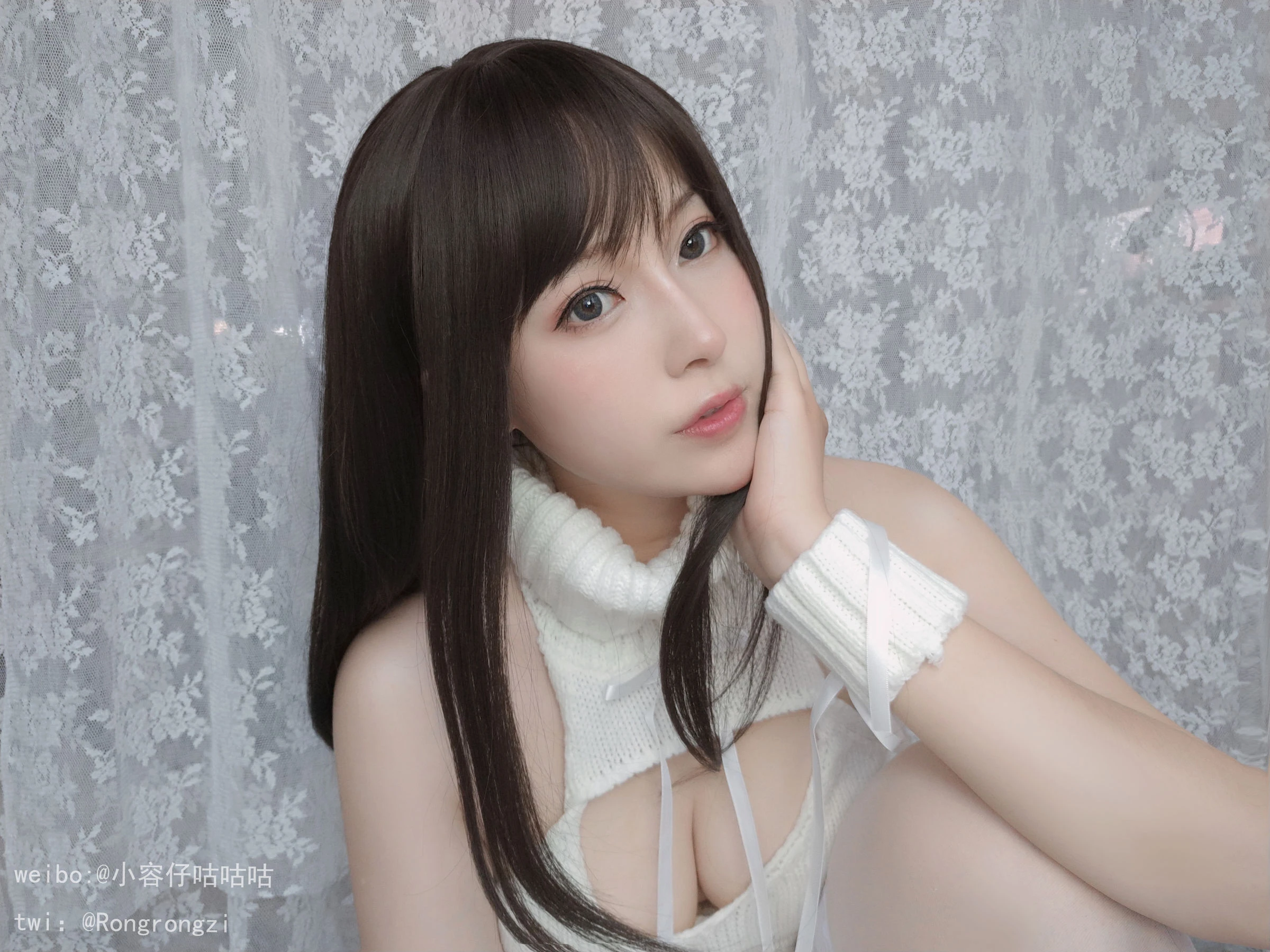 小容仔咕咕咕 – 纯白毛衣插图2