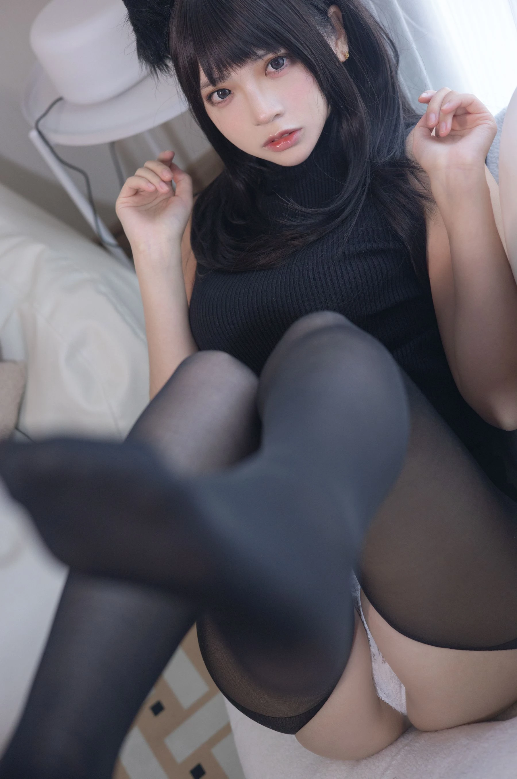 疯猫ss – 黑毛衣少女插图7
