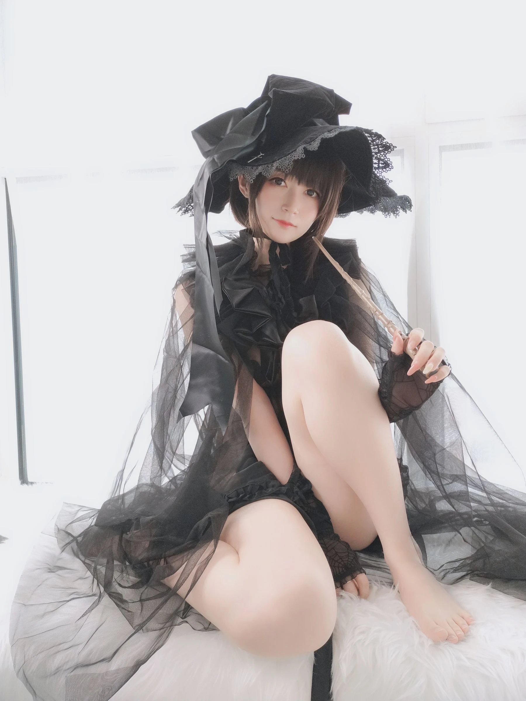 Coser小姐姐白银 – 见习魔女插图1