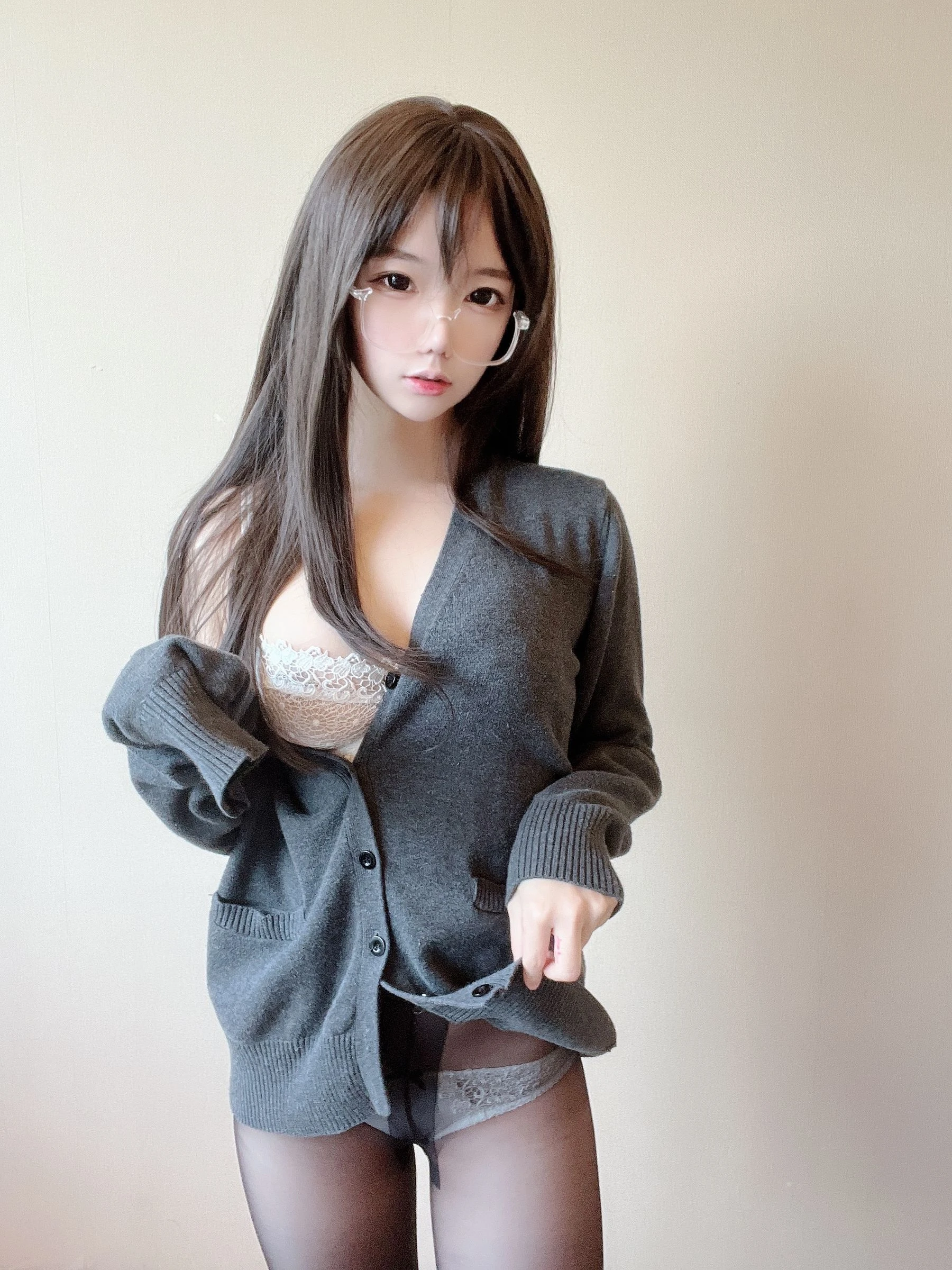 莉犬酱 – 黑丝白蕾丝插图6