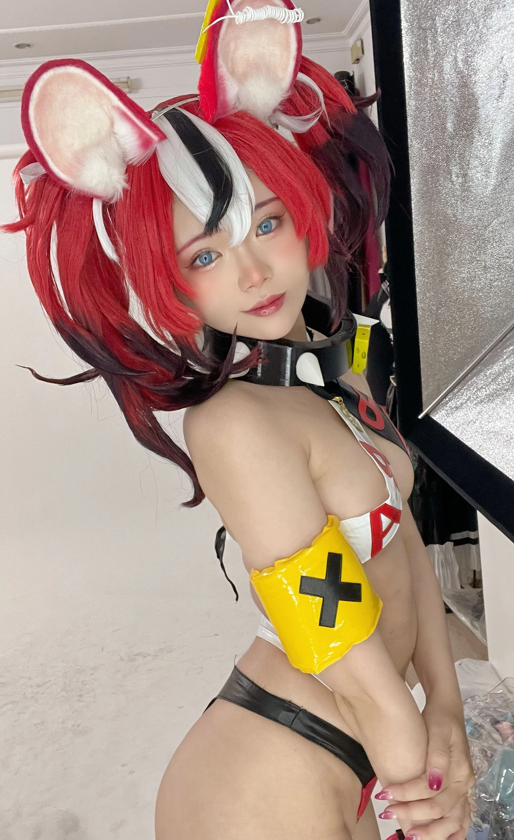 ZinieQ – Hakos Baelz Pole Dancing插图7