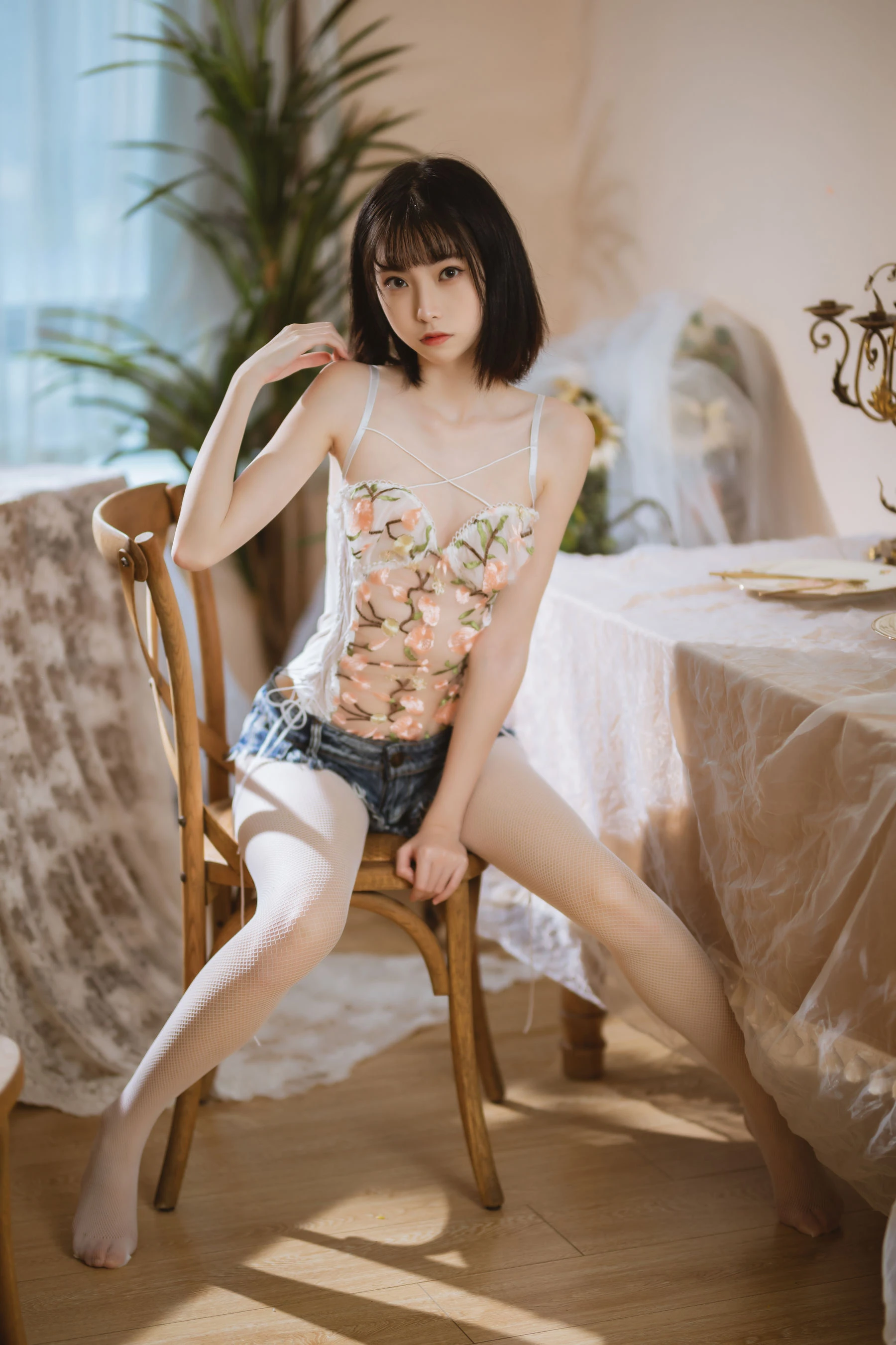 许岚 – 纯欲牛仔短裤插图4