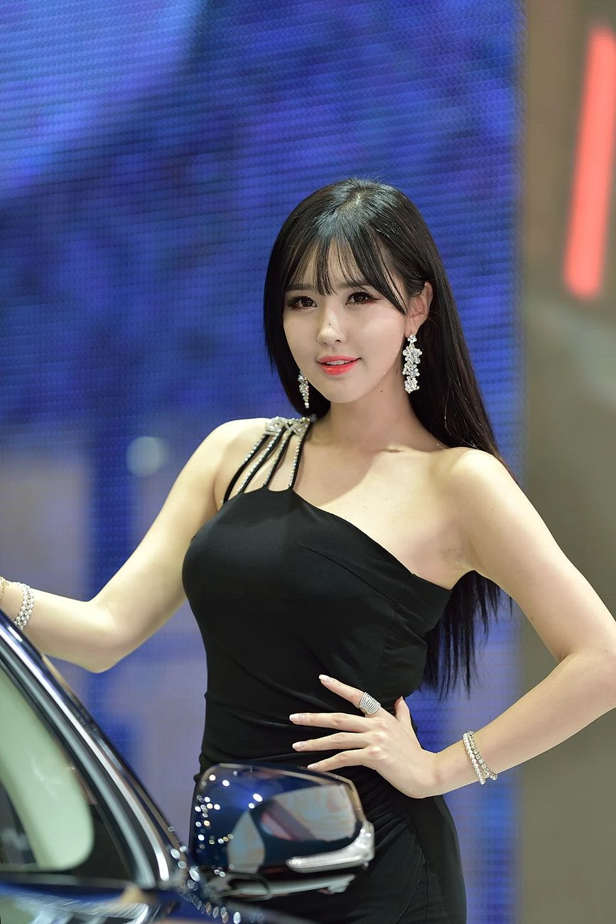 韩国车模崔星河《车展优雅长裙系列》高清套图插图6